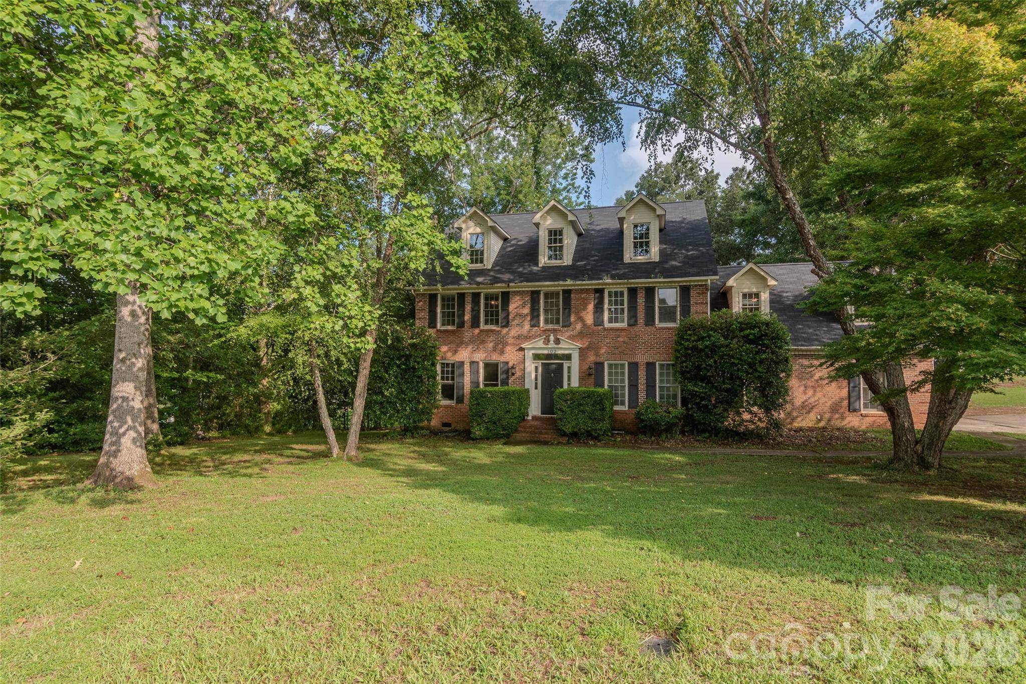 102 Ridgeview DR, Rutherfordton, NC 28139
