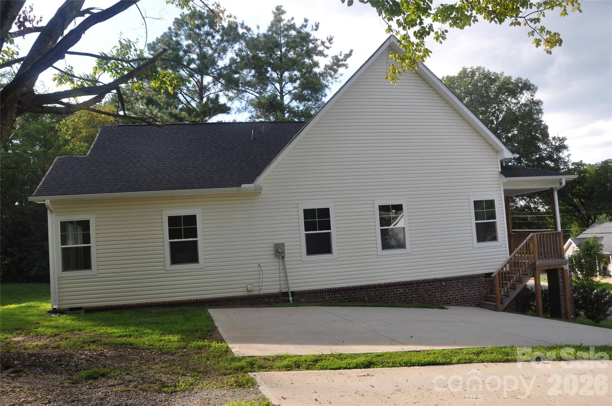 331 nesbit AVE, Mooresville, NC 28115