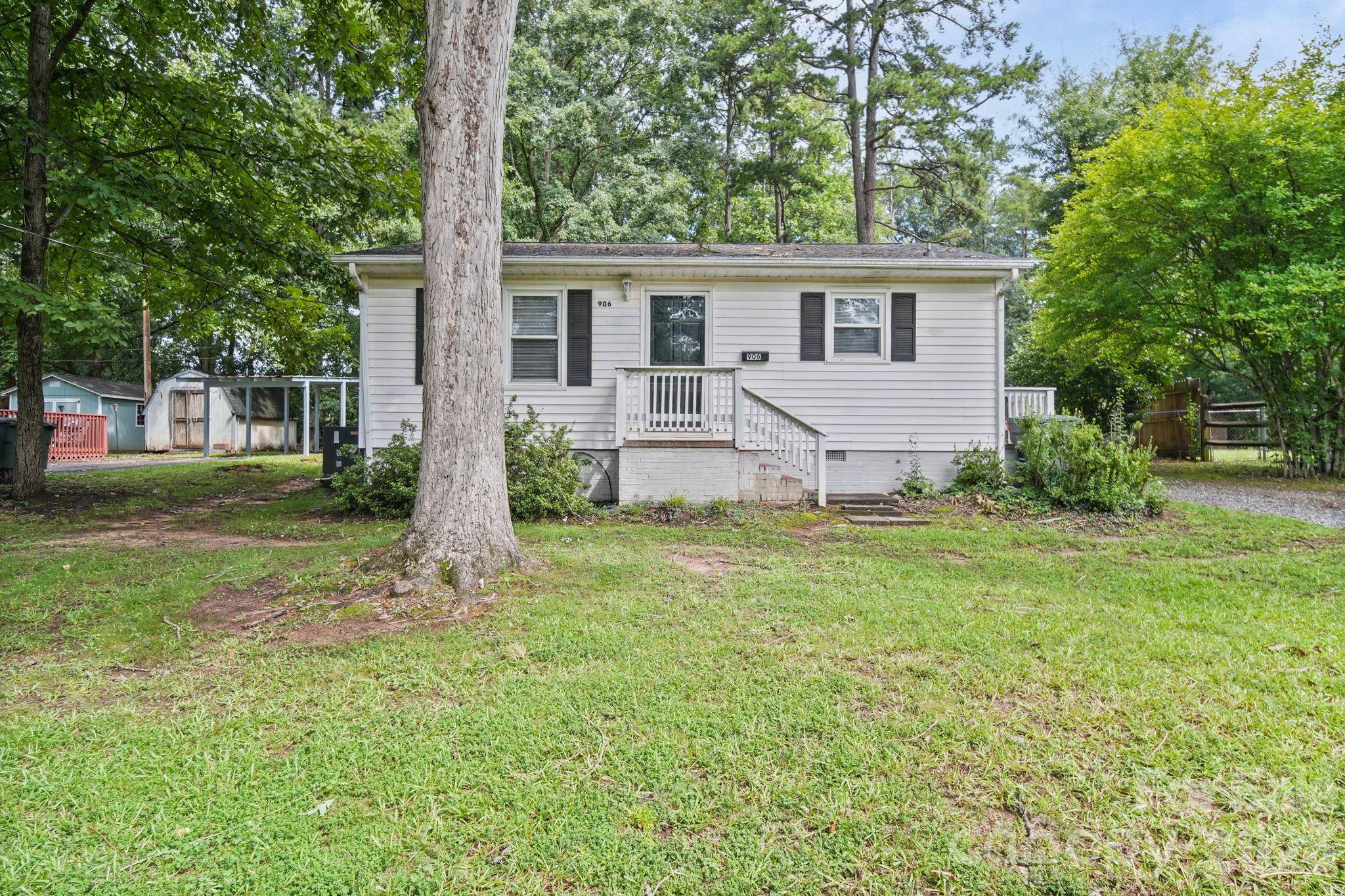 906 E 10th AVE #5, Gastonia, NC 28054