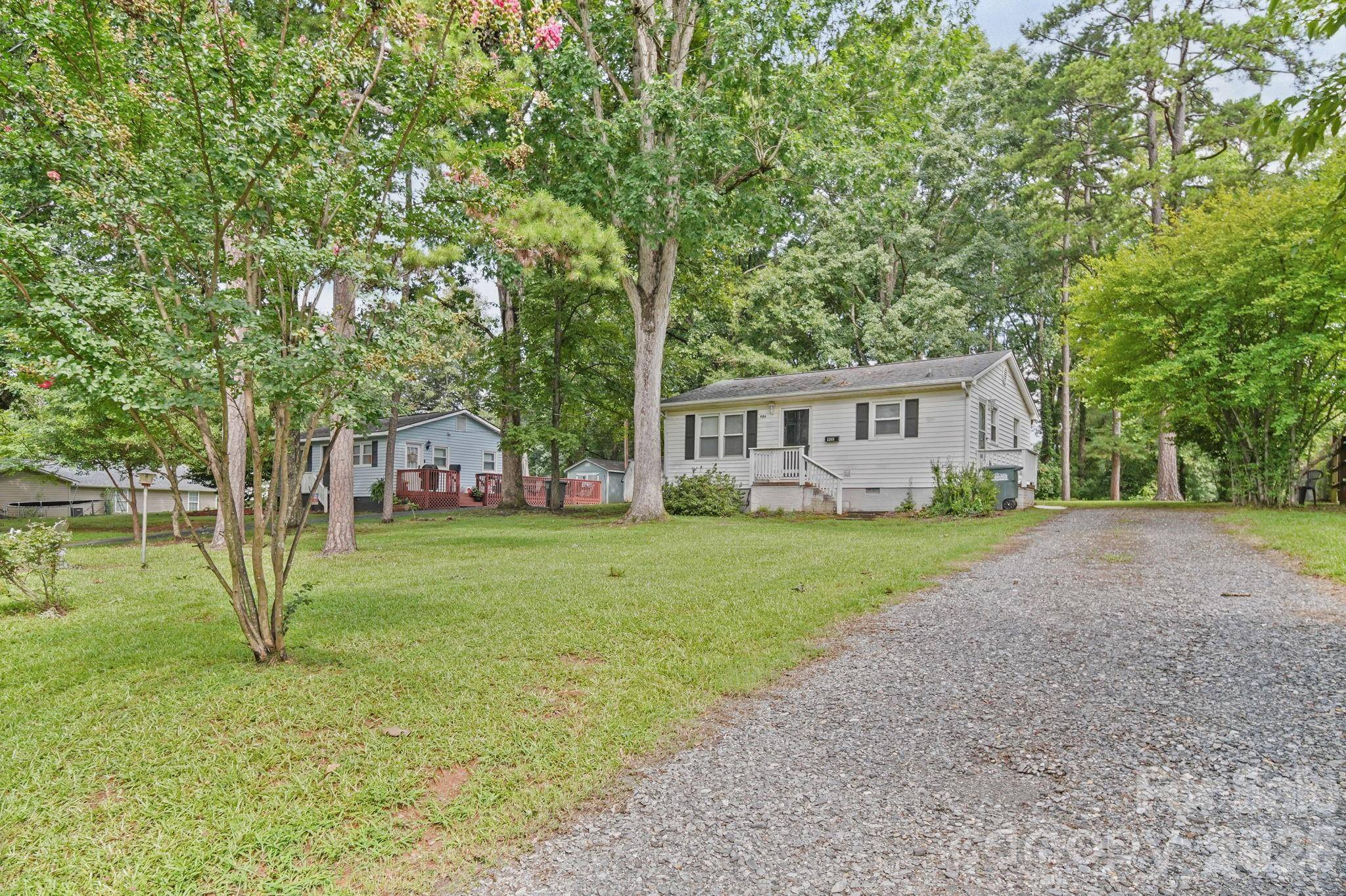 906 E 10th AVE #5, Gastonia, NC 28054