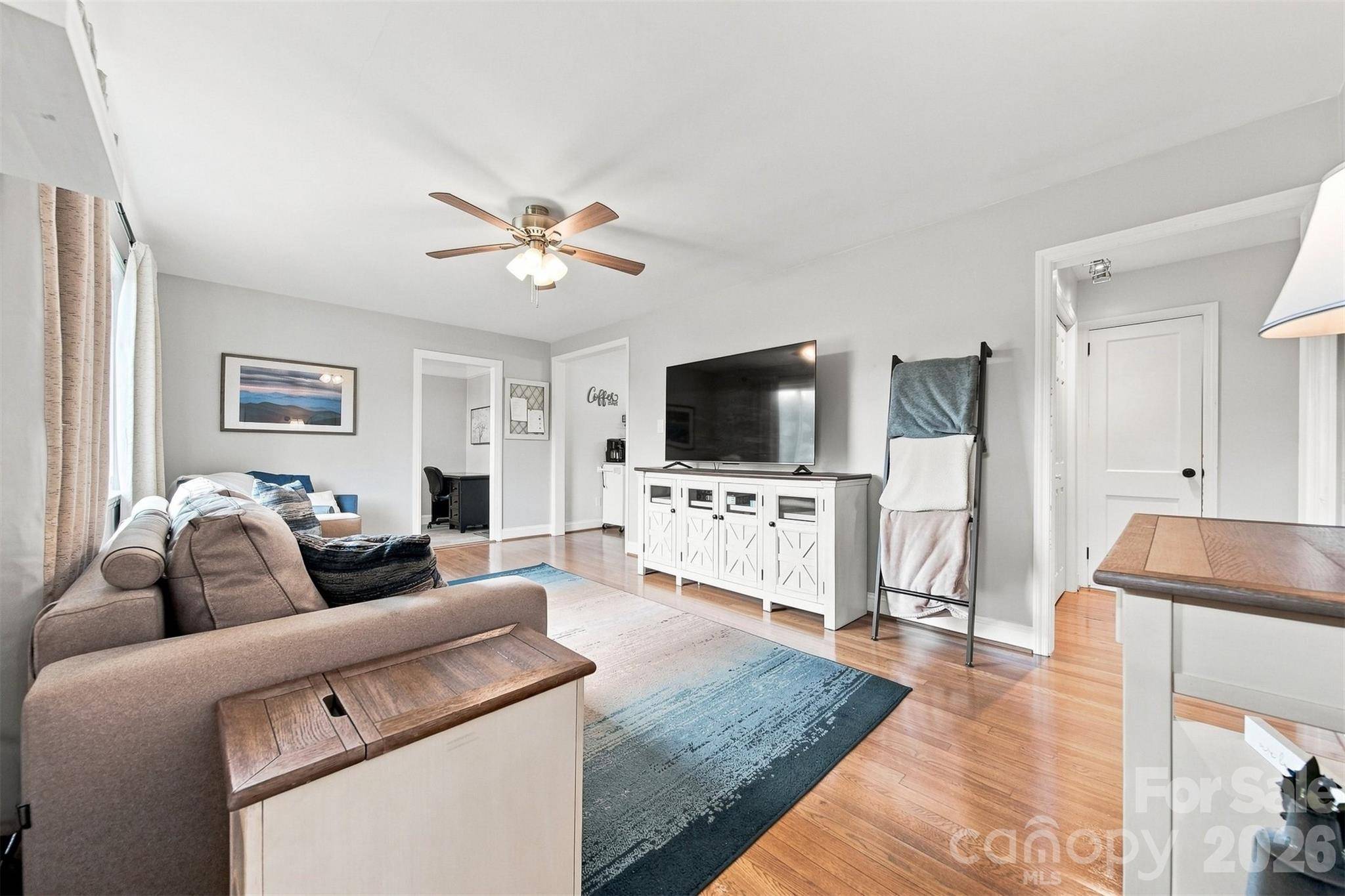 129 33rd ST NW, Hickory, NC 28601