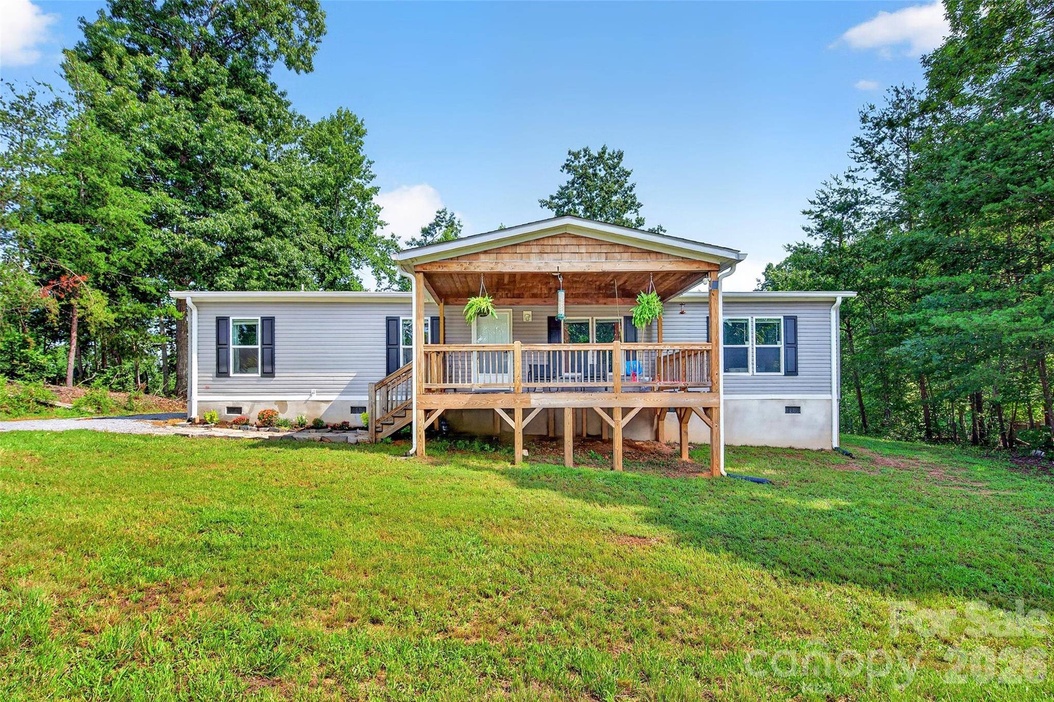 248 Chestnut Oak Forest DR, Nebo, NC 28761