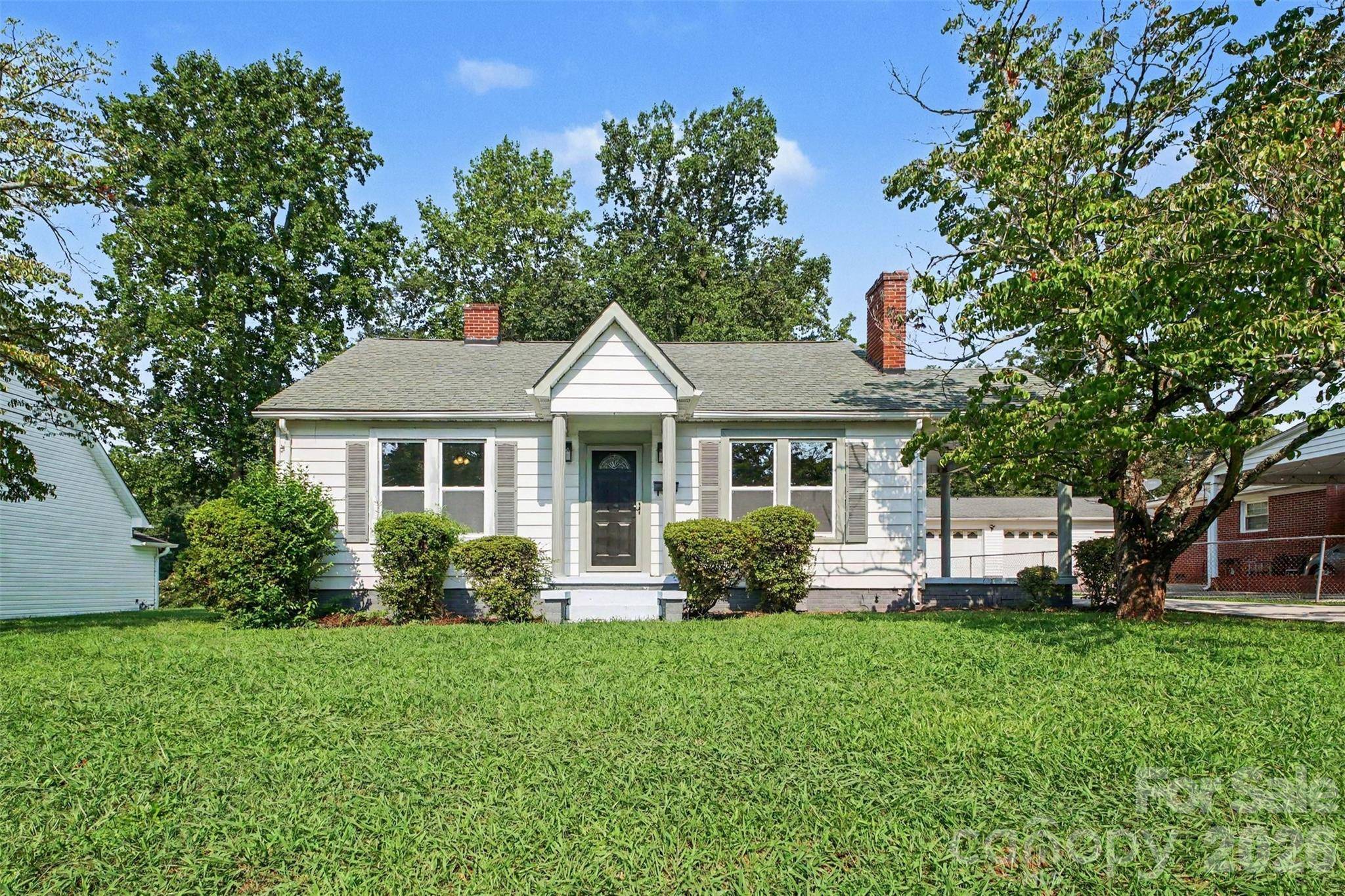810 S Bostian ST, China Grove, NC 28023
