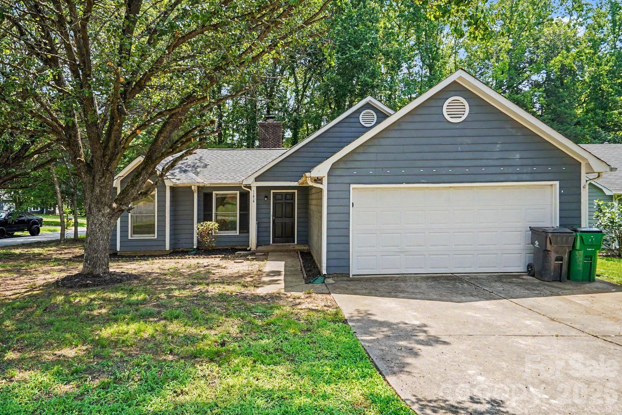 11616 Bowsby CT, Charlotte, NC 28215