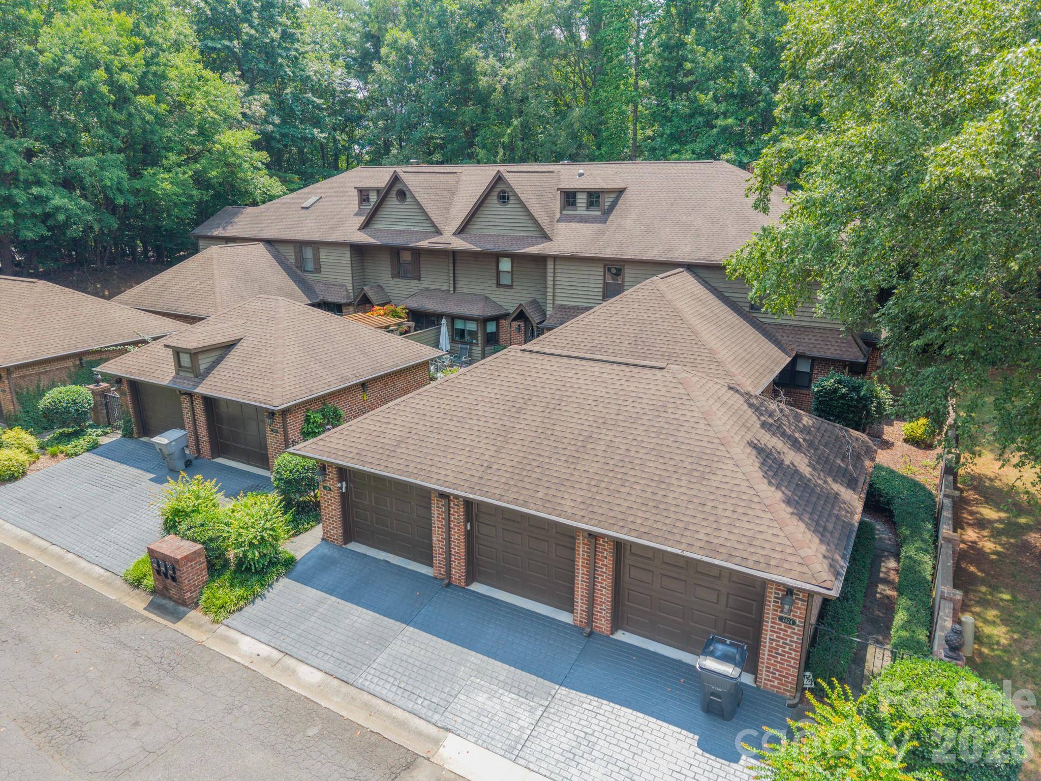 7426 Newmans LN, Charlotte, NC 28270