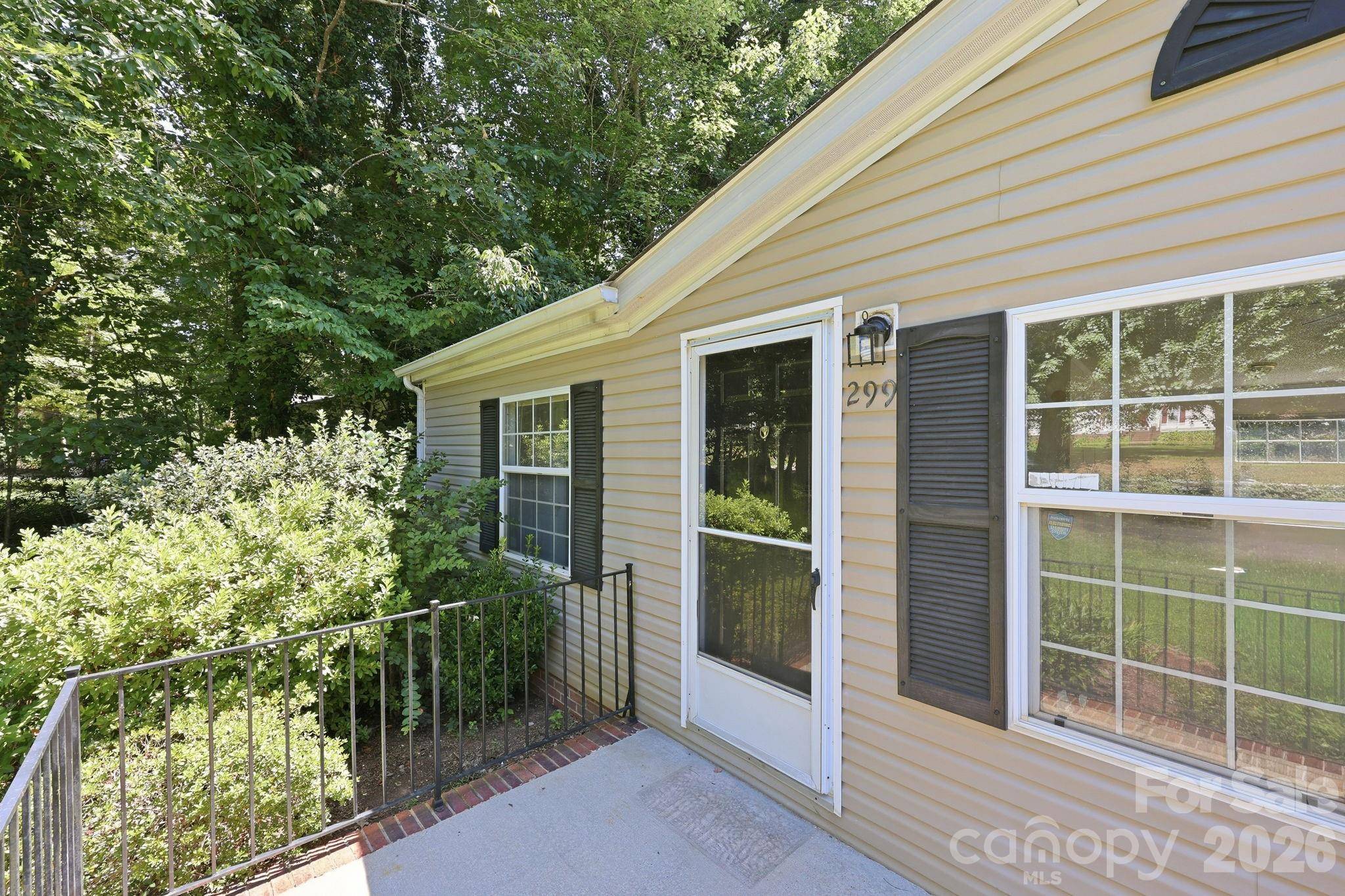 299 Sailwinds RD, Mooresville, NC 28115