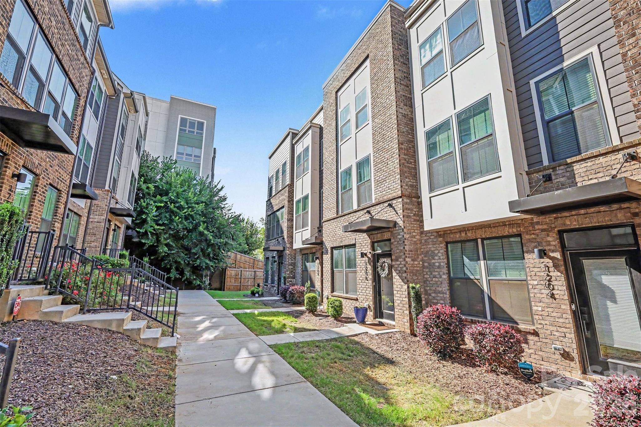 1206 Gleason WAY, Charlotte, NC 28217