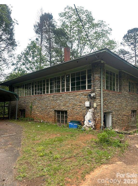2870 Rutherford College RD, Connelly Springs, NC 28612