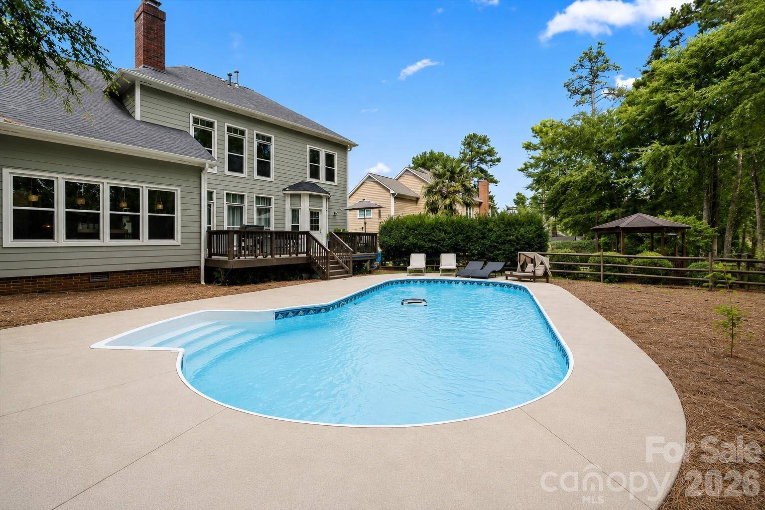 4519 Crownvista DR, Charlotte, NC 28269
