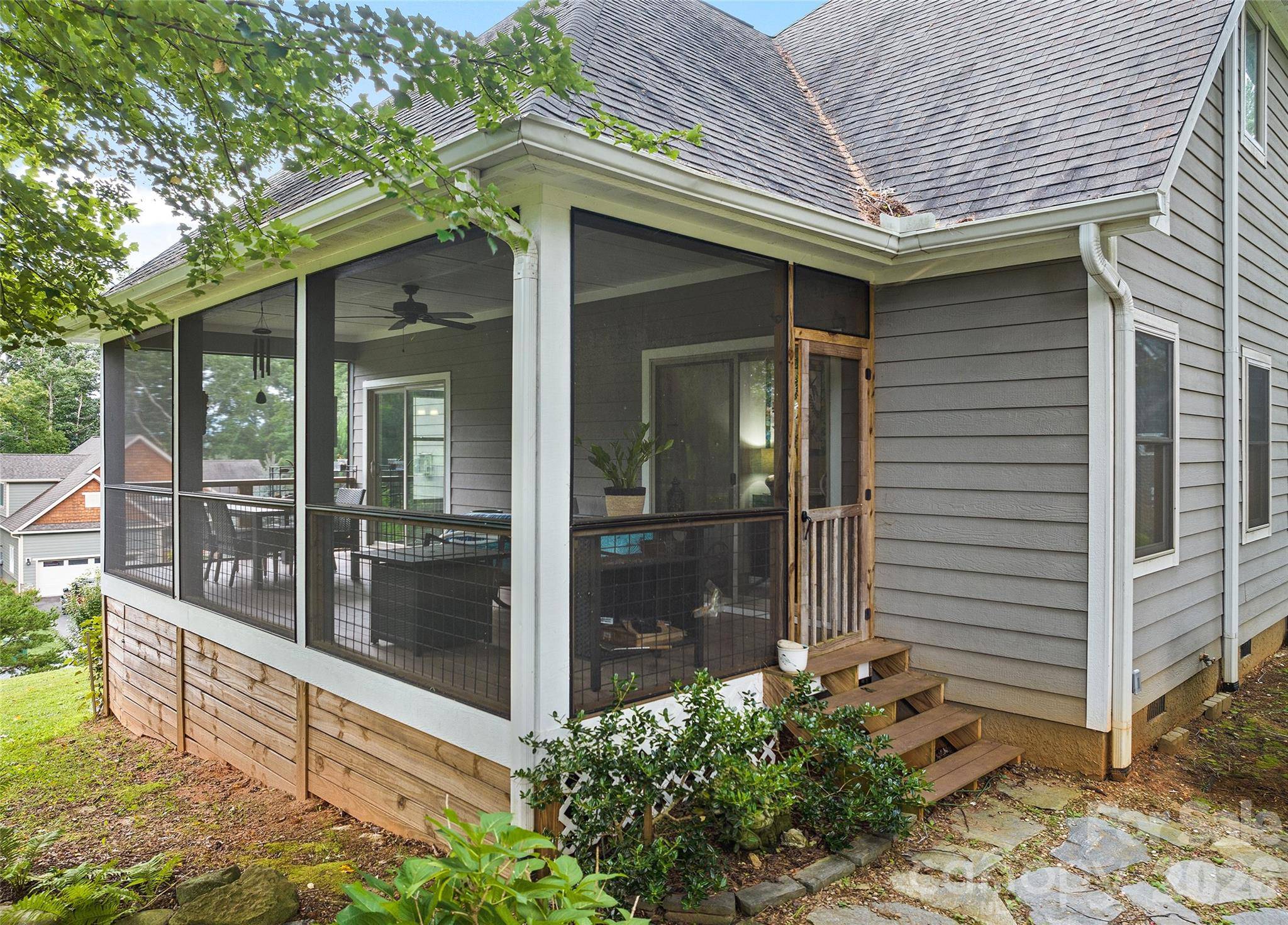 18 Forget Me Not MDWS, Fairview, NC 28730
