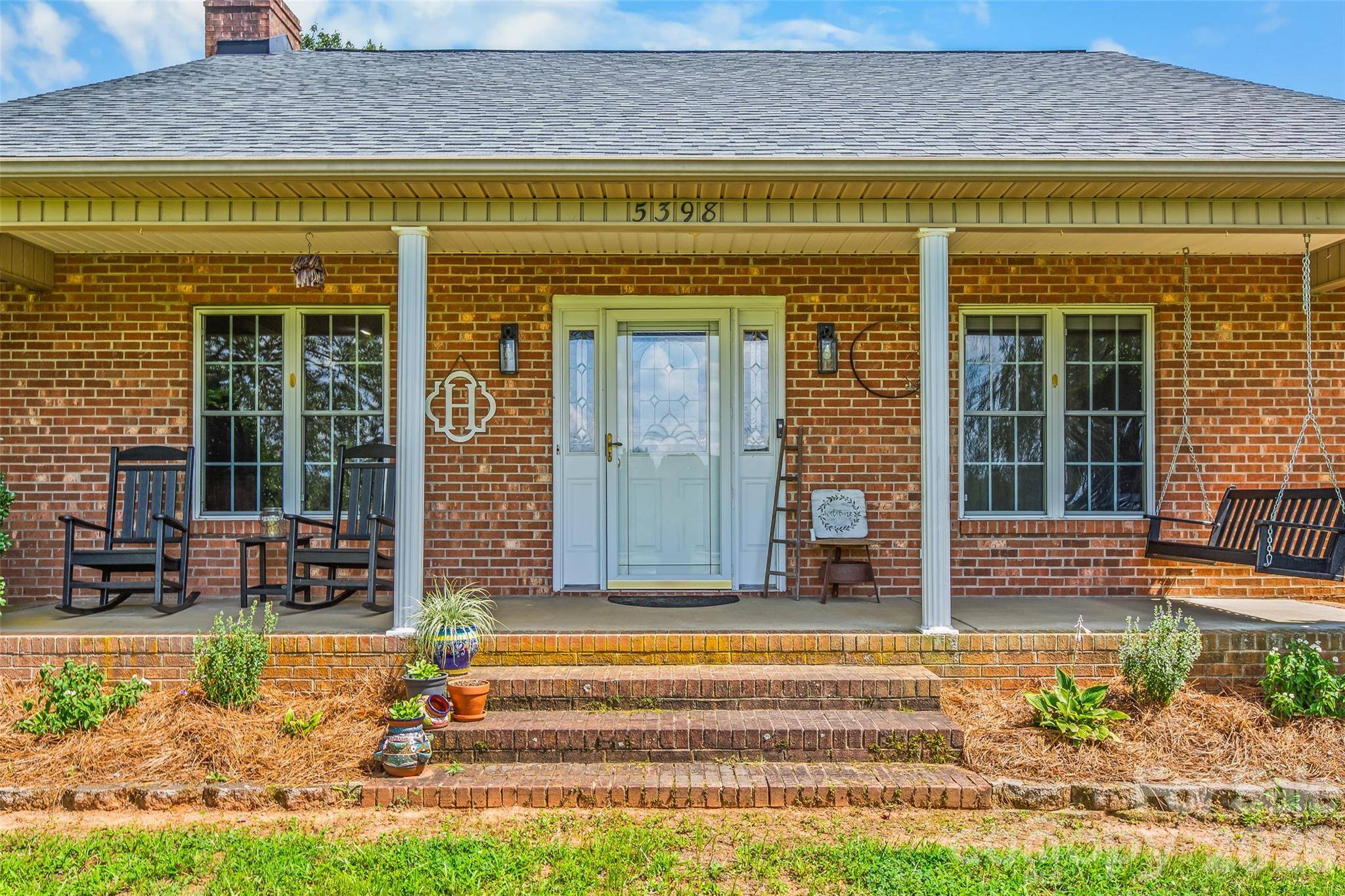 5398 B Reidsville RD, Walkertown, NC 27051