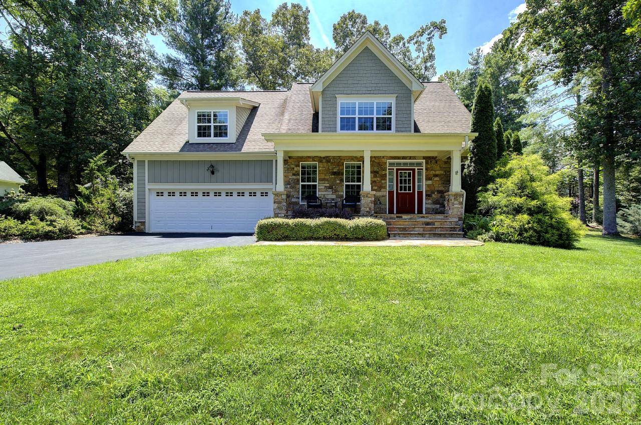 212 Tall Timbers TRL, Hendersonville, NC 28792