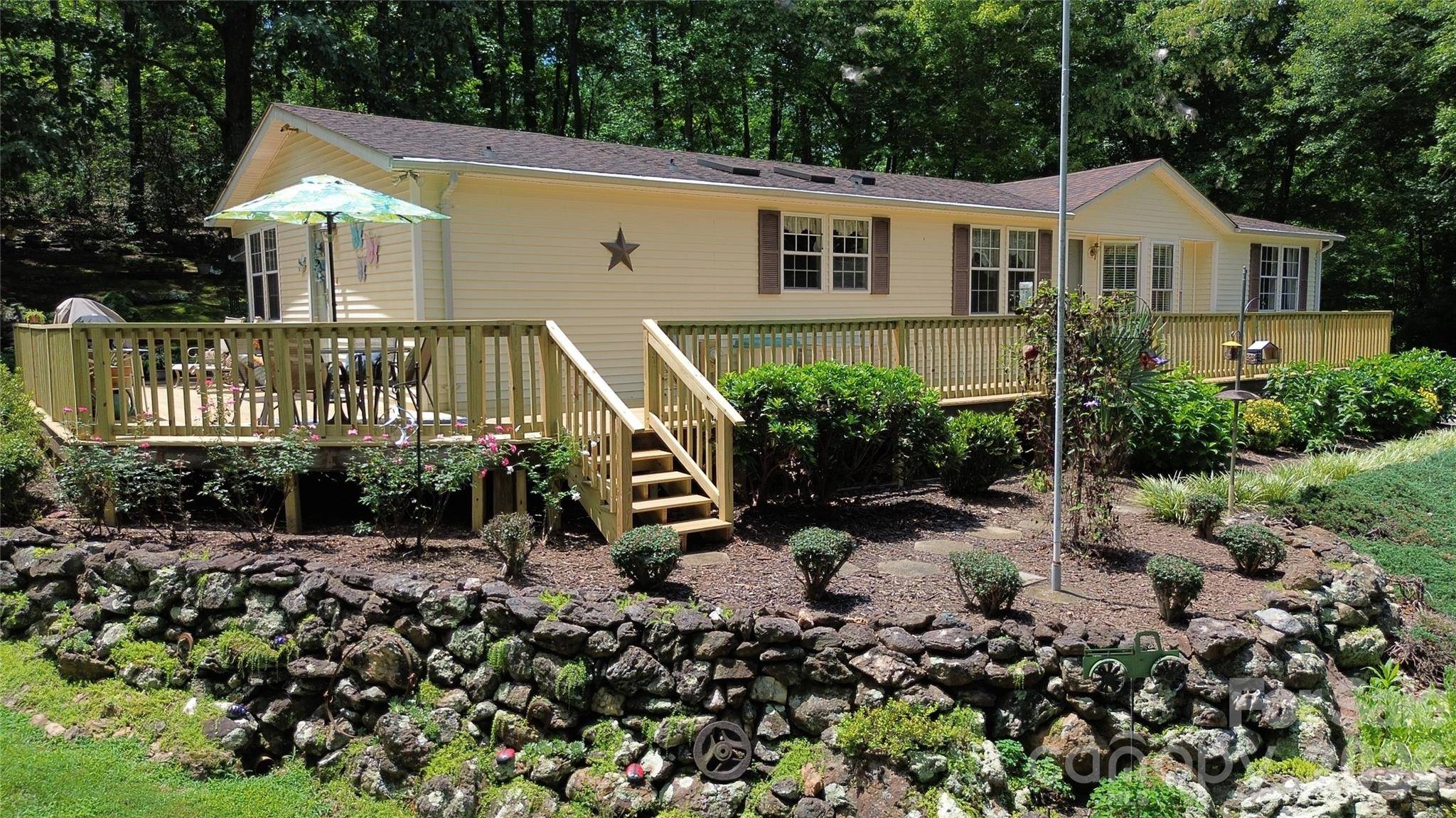 2172 Little Mountain RD, Alexis, NC 28006