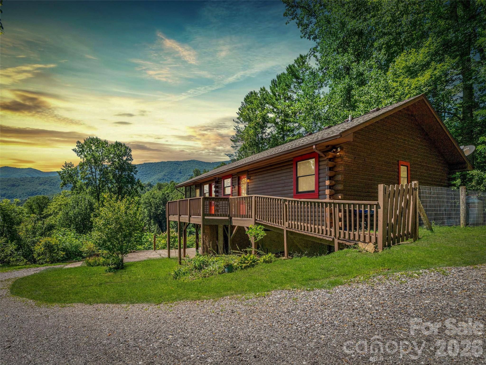 3543 Dark Ridge RD, Sylva, NC 28779