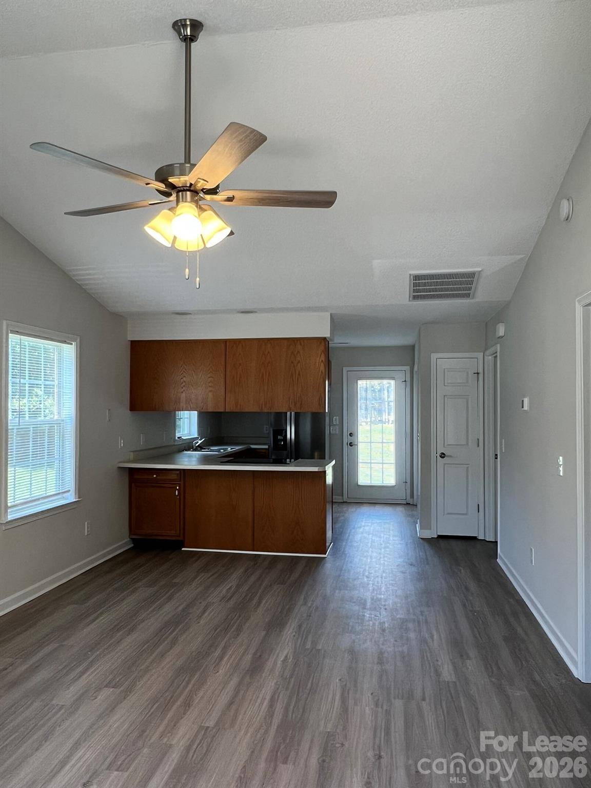 122 Springwood LN, Mooresville, NC 28117