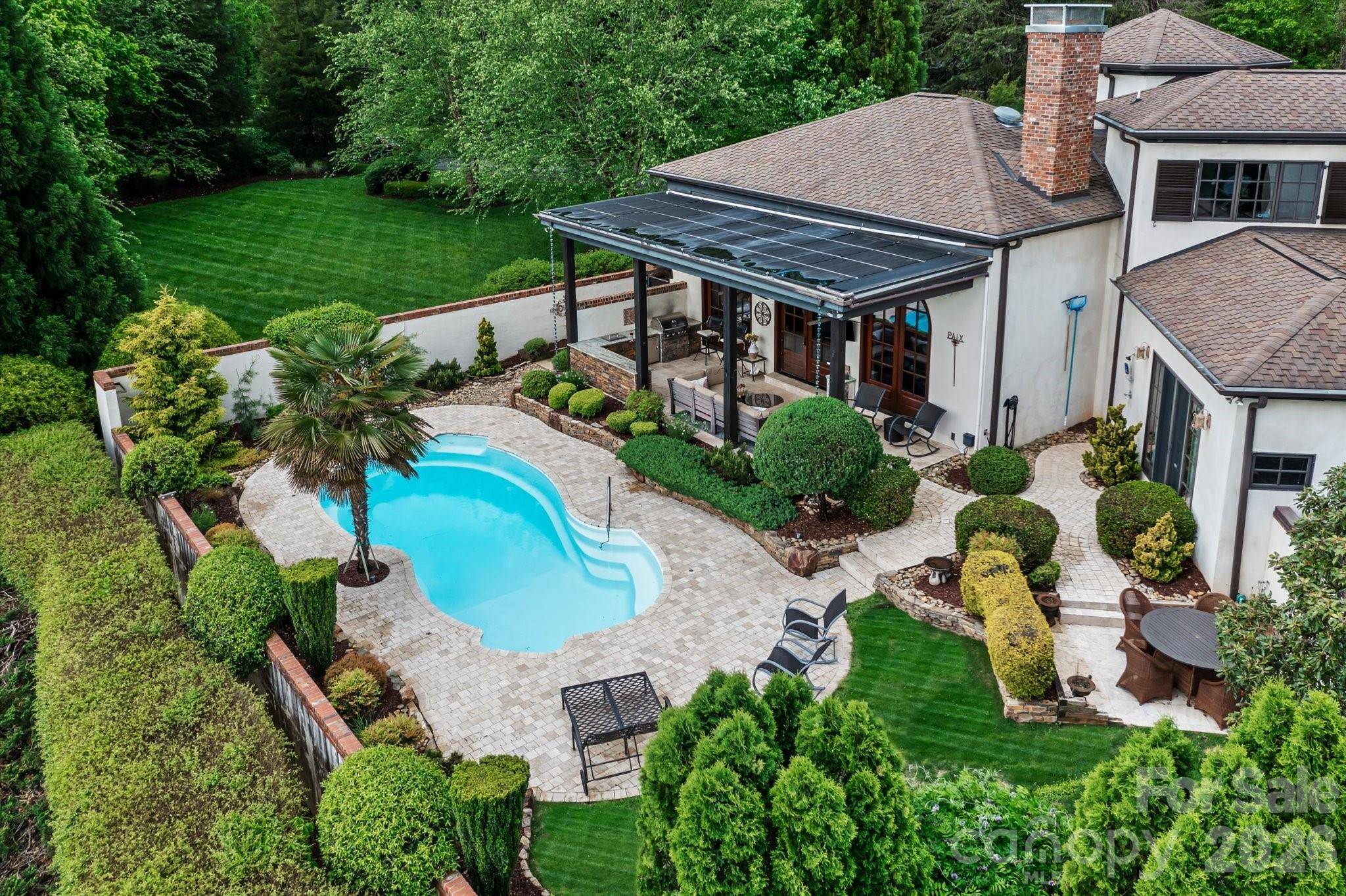 1807 Charden RD, Davidson, NC 28036