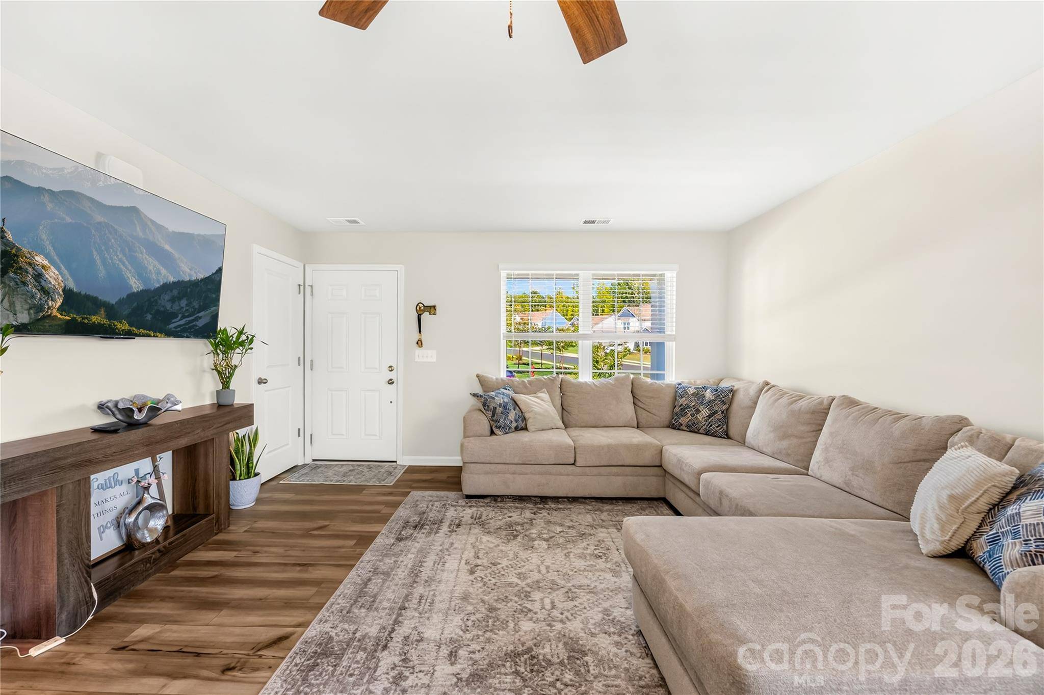 527 Millstone DR, Edgemoor, SC 29712