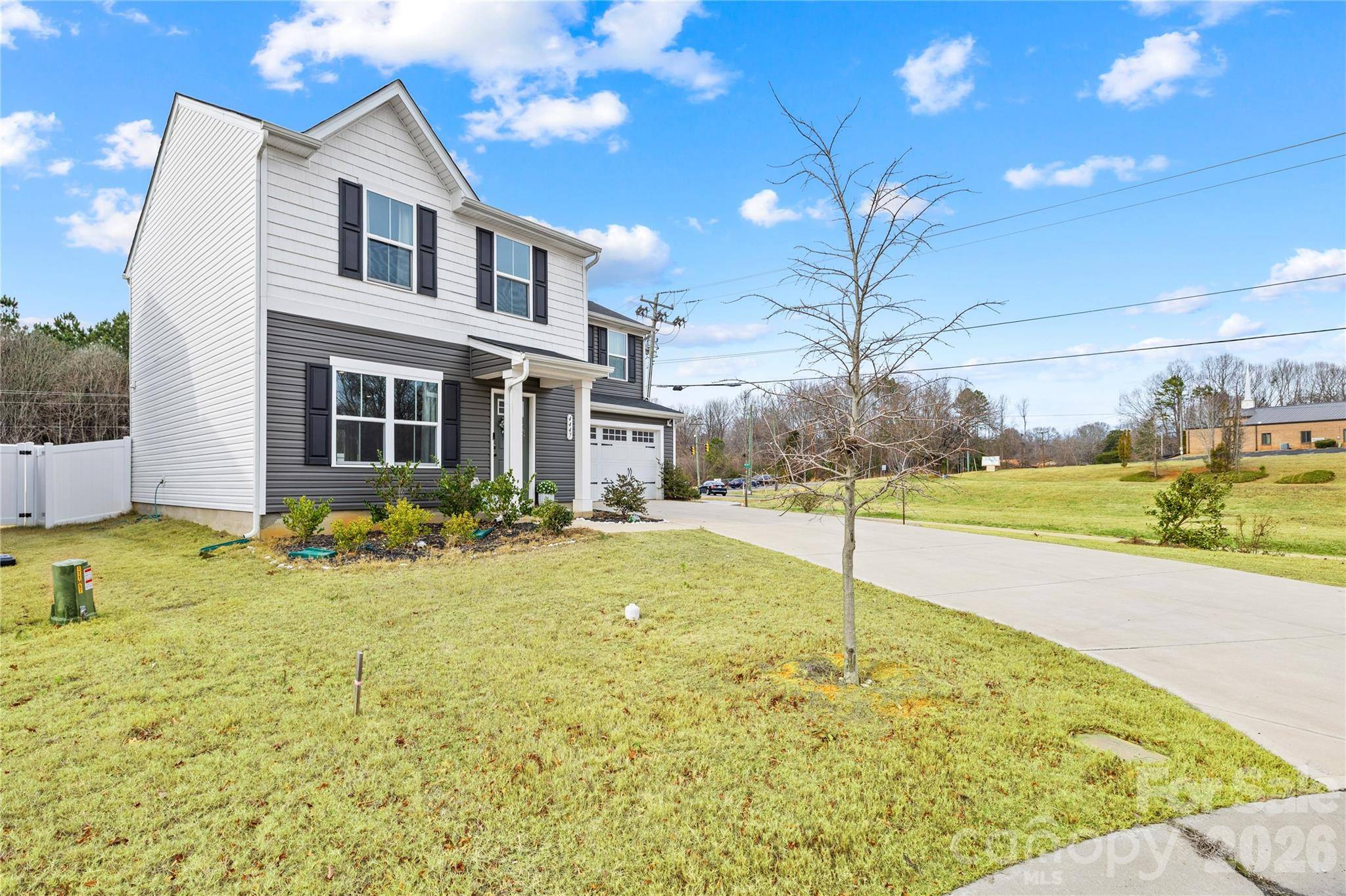527 Millstone DR, Edgemoor, SC 29712