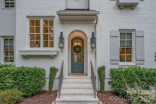 748 Ellsworth RD, Charlotte, NC 28211