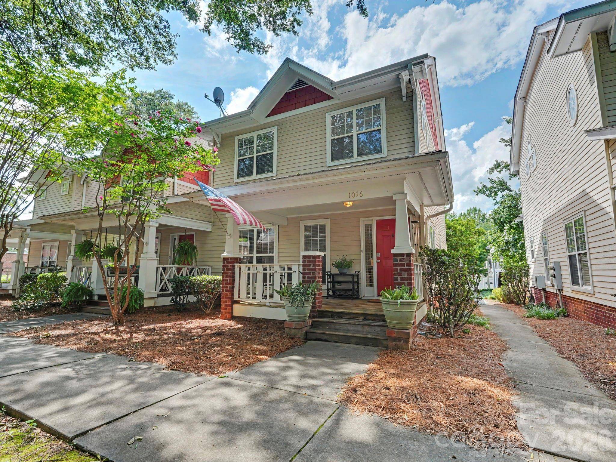 1016 W 1st ST, Charlotte, NC 28202