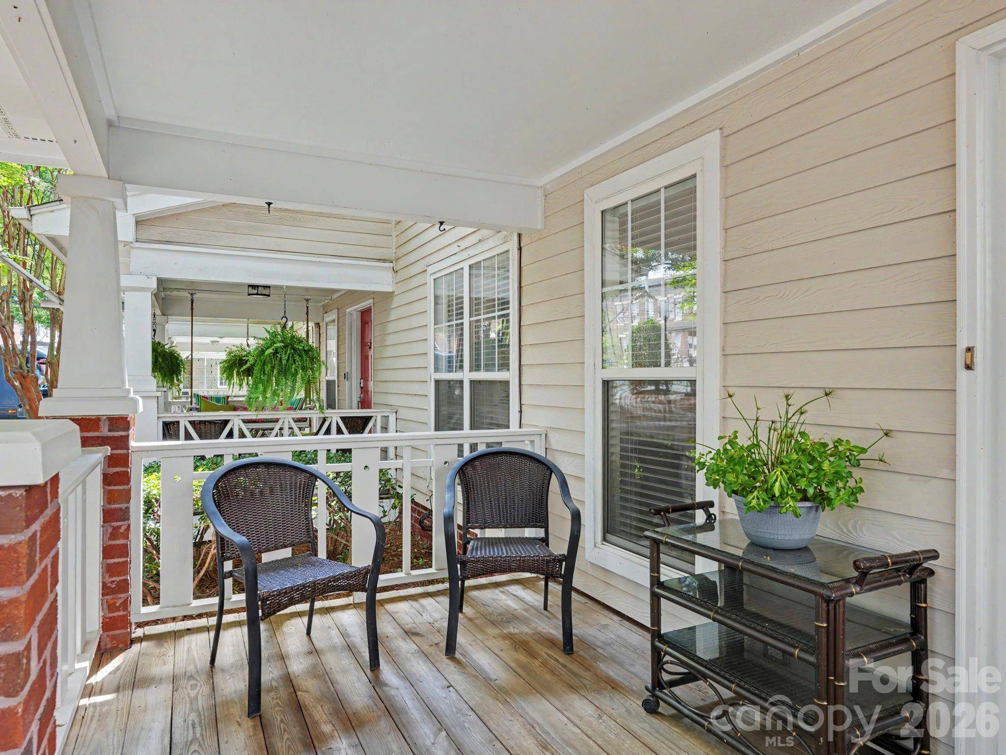 1016 W 1st ST, Charlotte, NC 28202