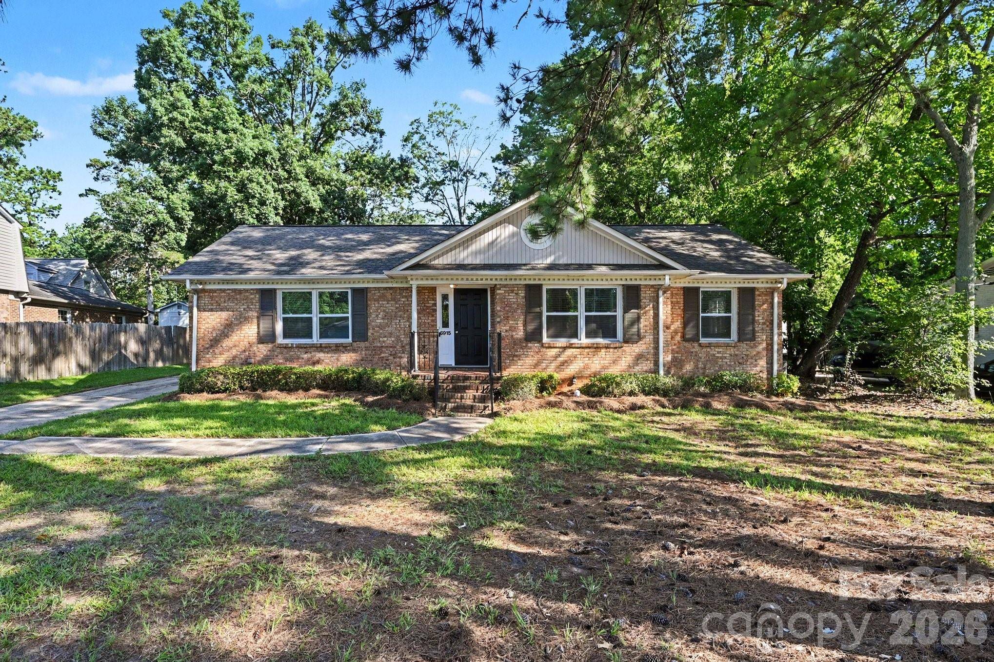 6915 Idlewild RD, Charlotte, NC 28212