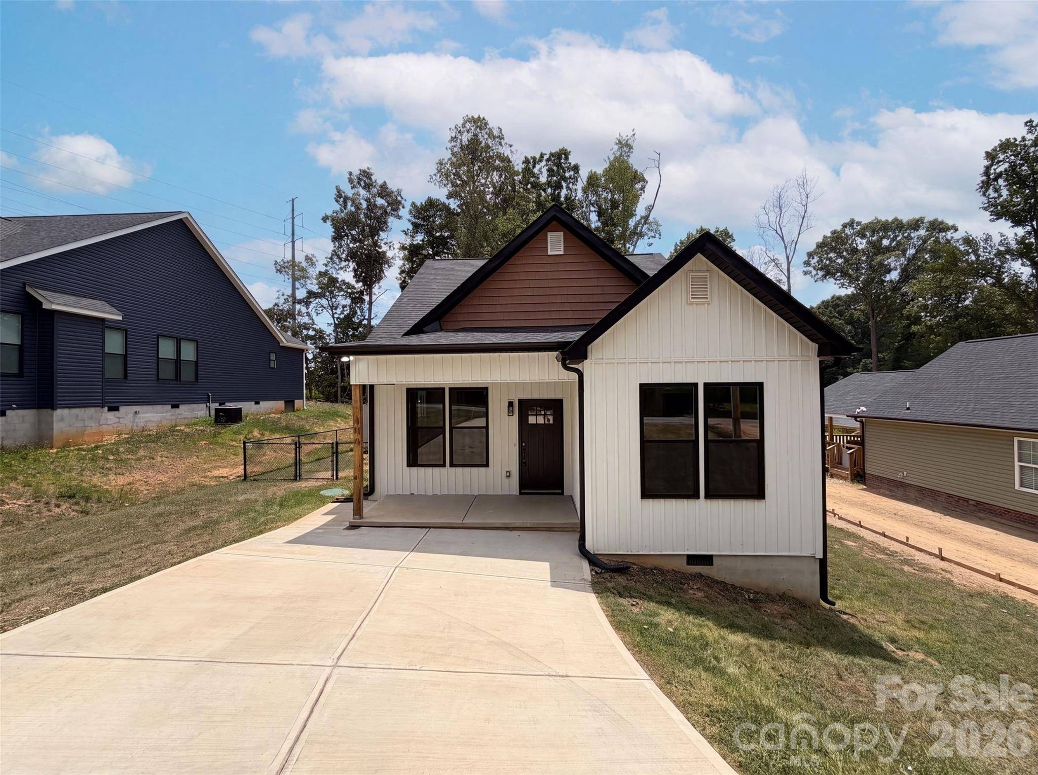 490 E 22nd ST, Kannapolis, NC 28083