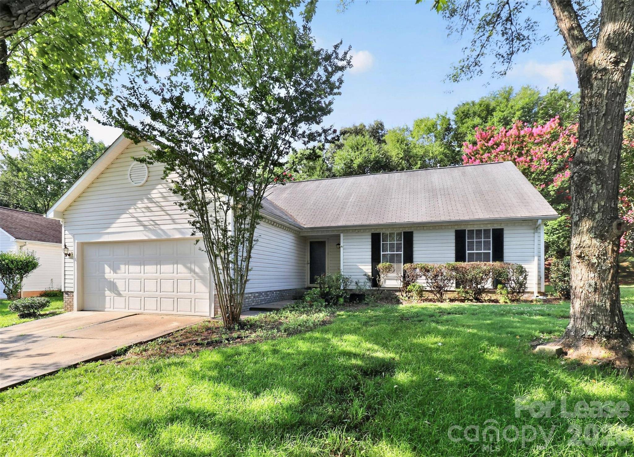 3411 Pondridge CT, Charlotte, NC 28269