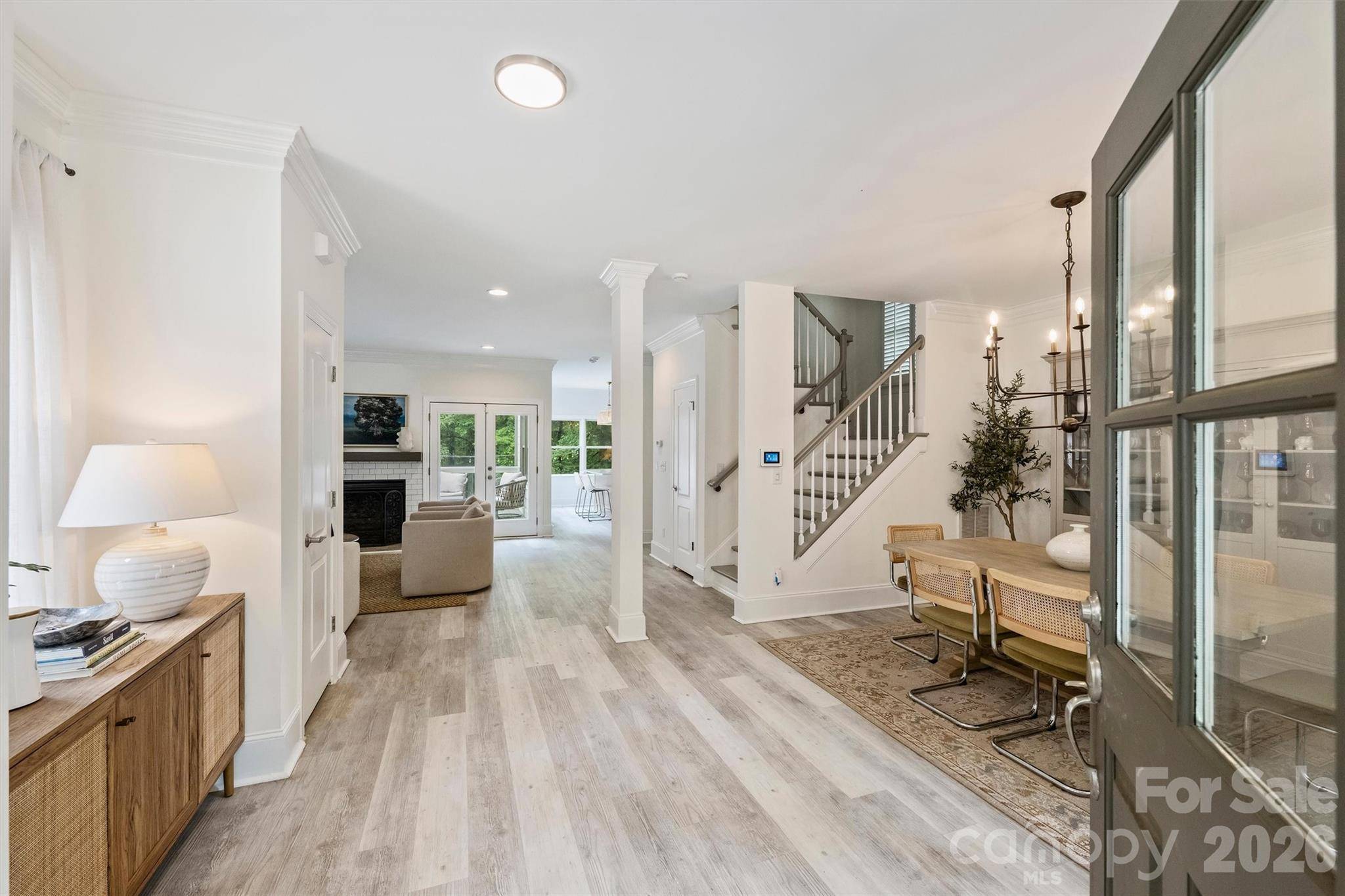 1328 Ivey DR, Charlotte, NC 28205