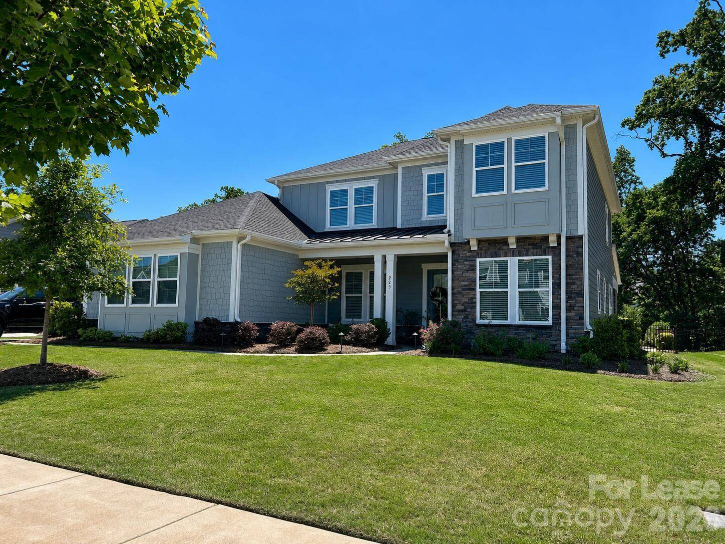 223 Lanyard LN, Belmont, NC 28012
