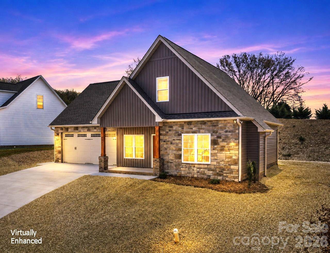 4957 Southview DR, Hickory, NC 28602