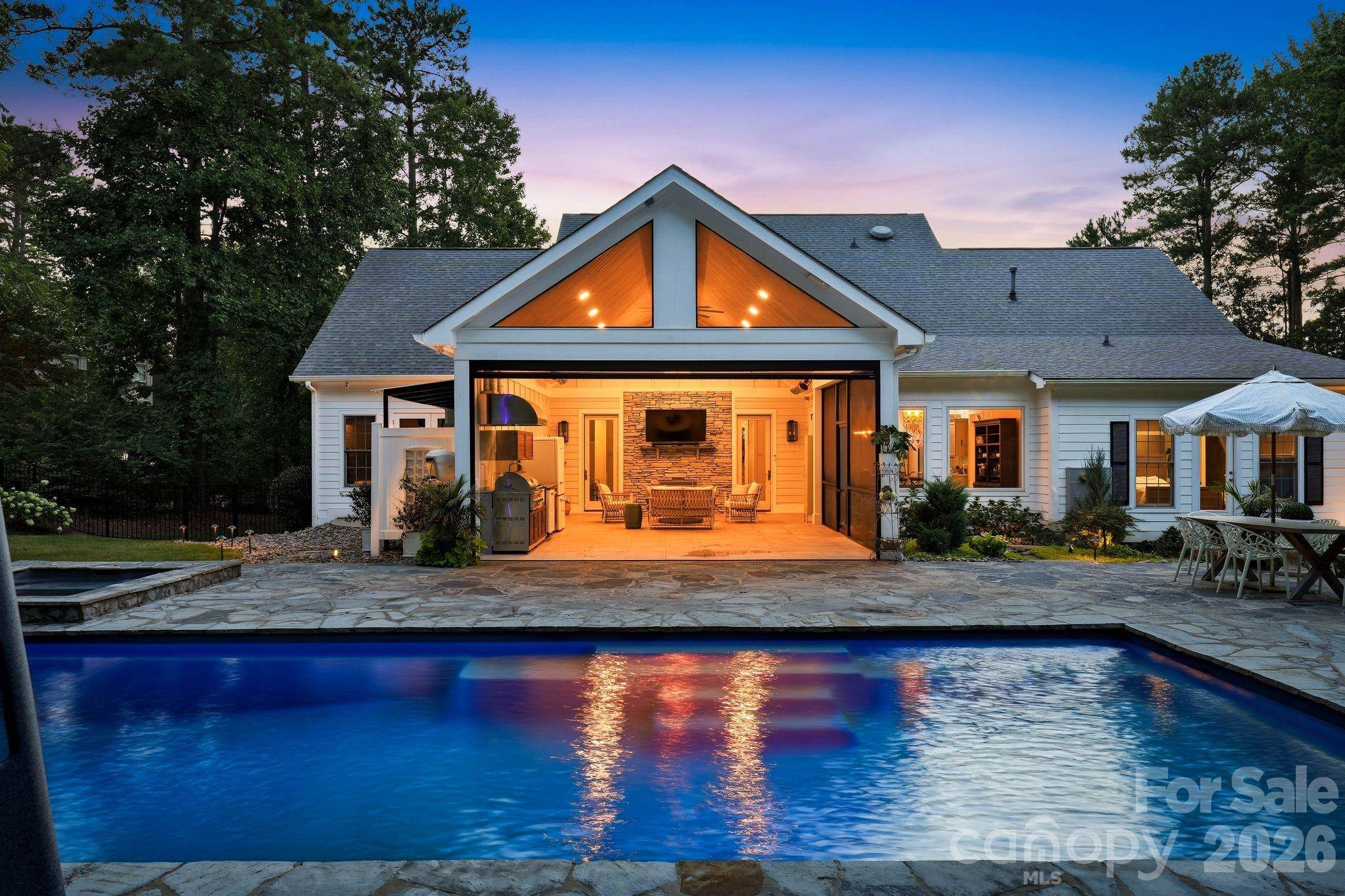 173 Freshwater LN, Mooresville, NC 28117