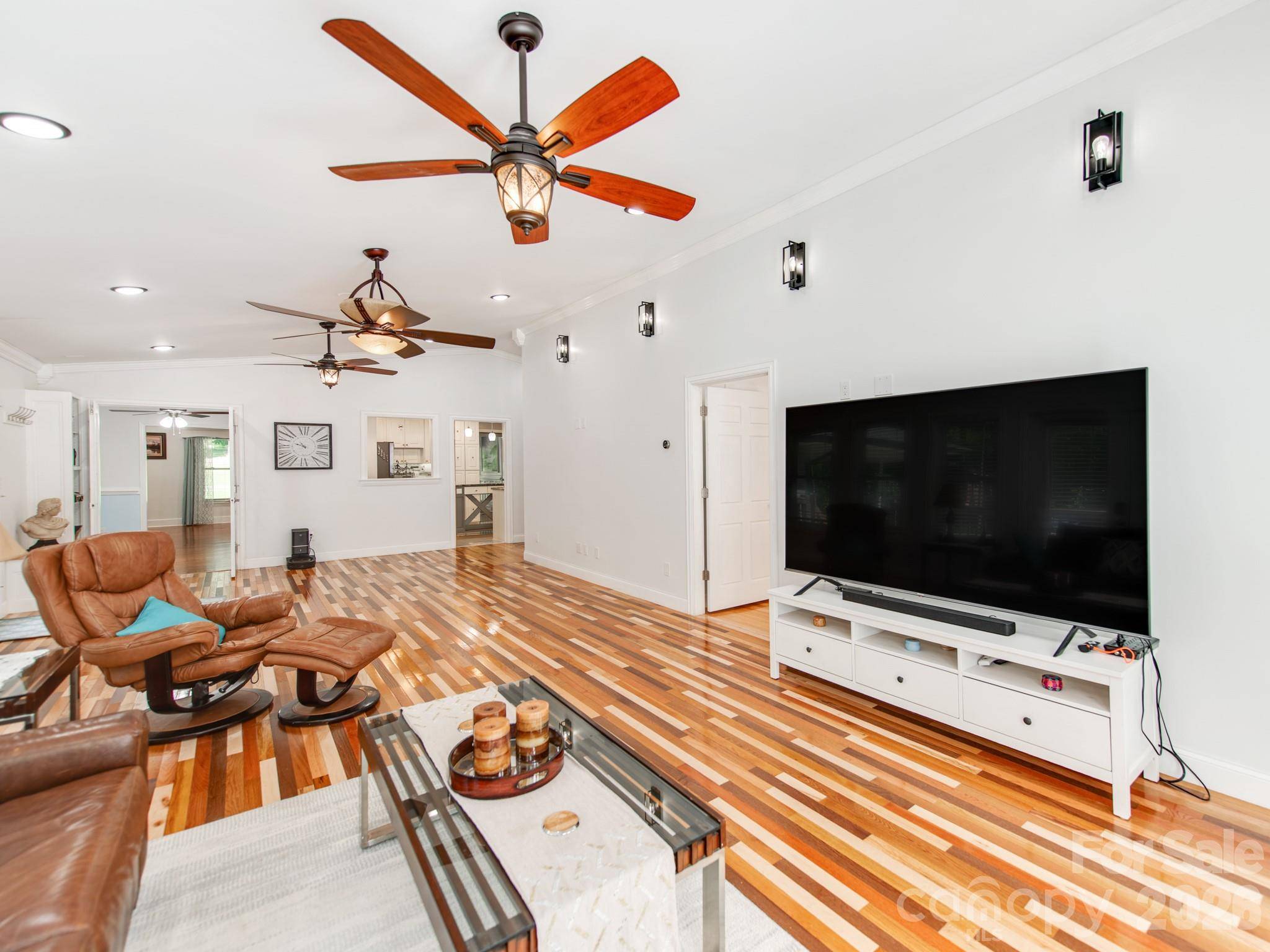 7124 Ridge Lane RD, Charlotte, NC 28262