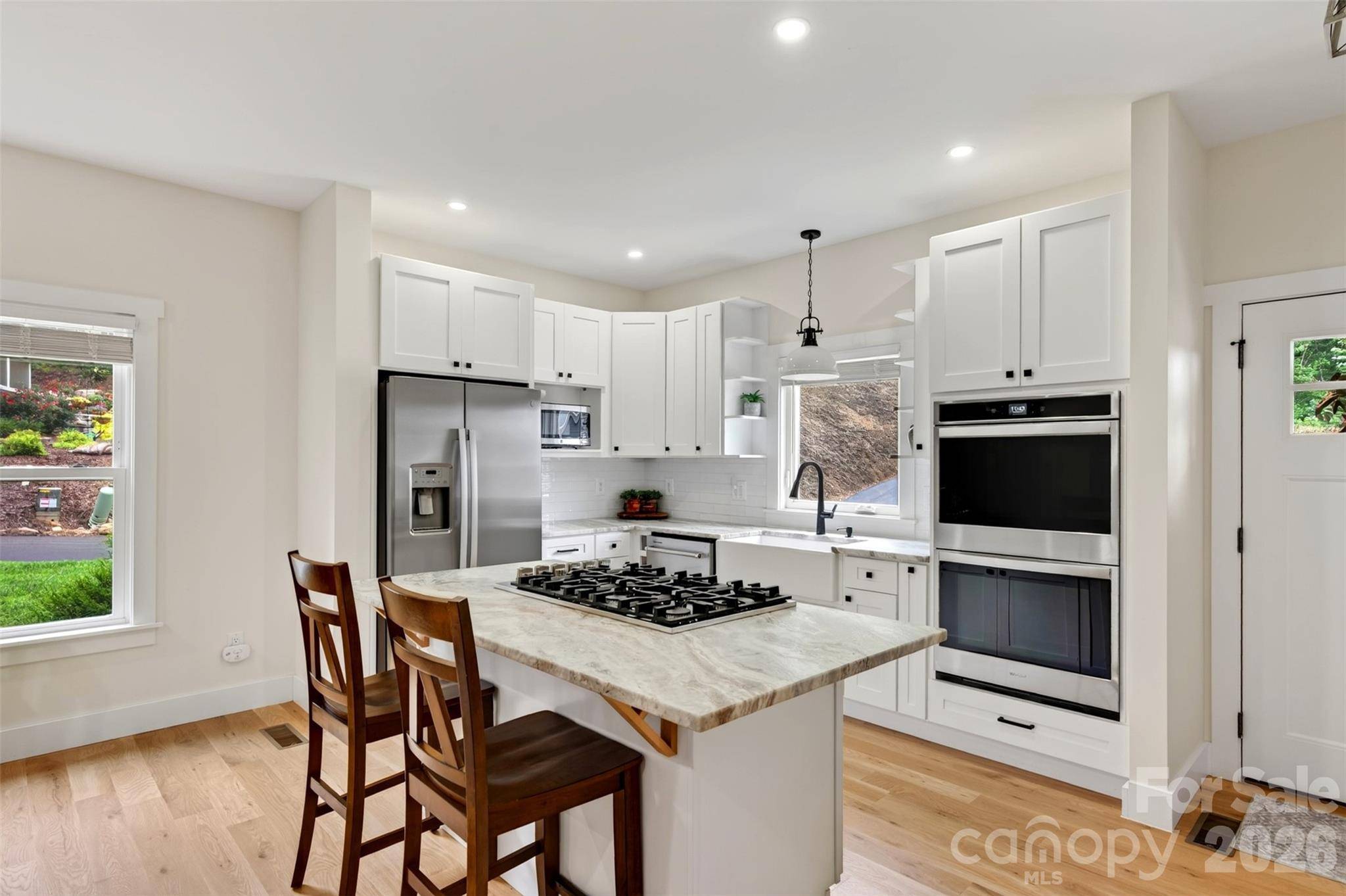 310 Magnolia Ridge RD, Swannanoa, NC 28778