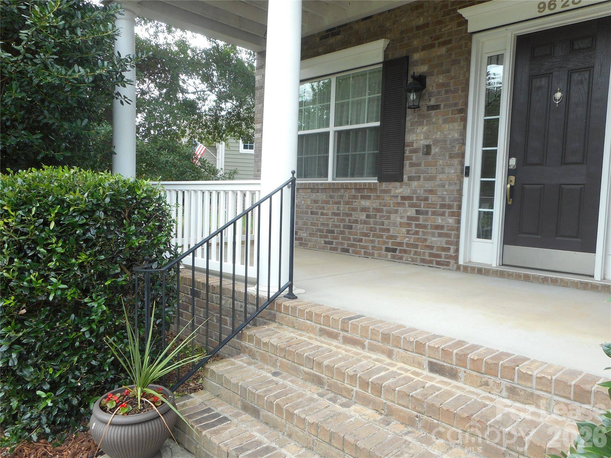 9628 Daufuskie DR, Charlotte, NC 28278