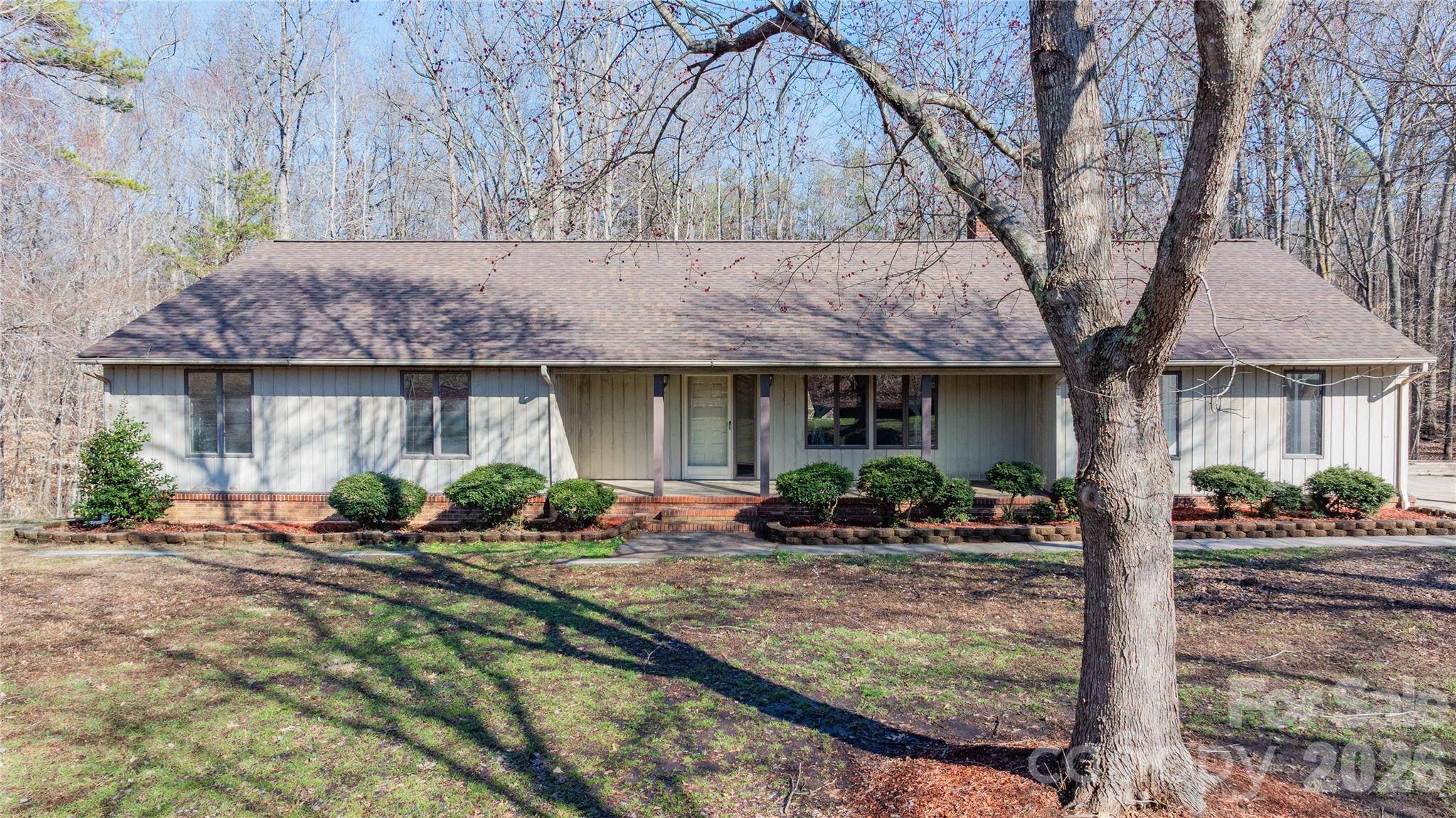 682 Cecil ST, Thomasville, NC 27360