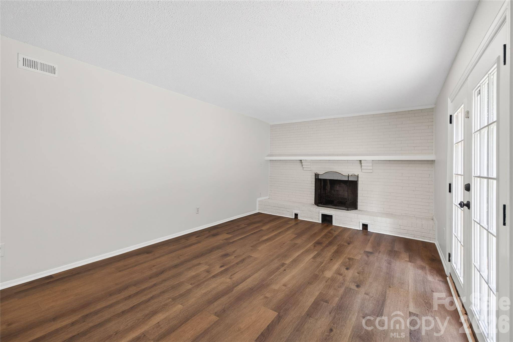 9524 Robert Burns CT, Charlotte, NC 28213