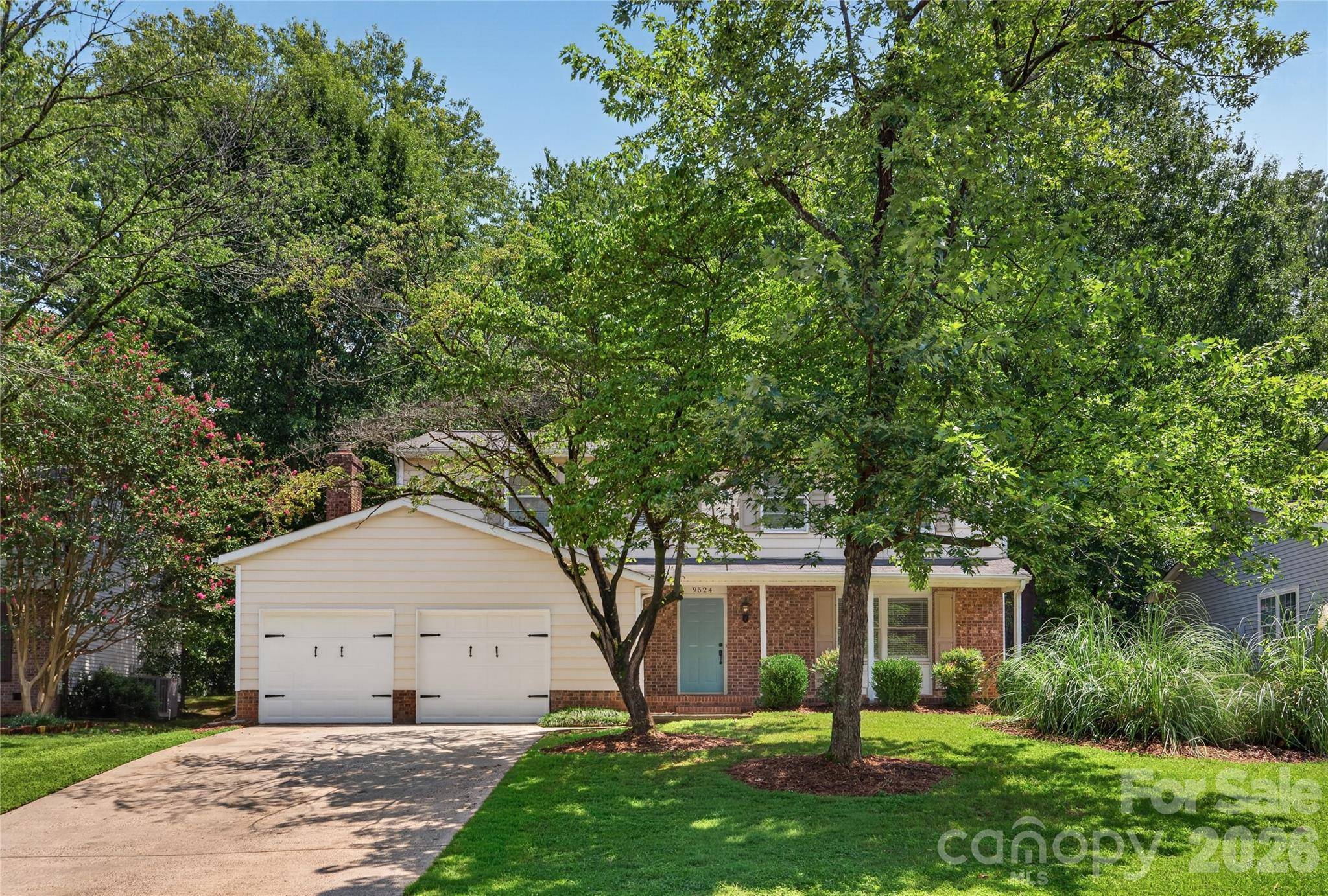 9524 Robert Burns CT, Charlotte, NC 28213
