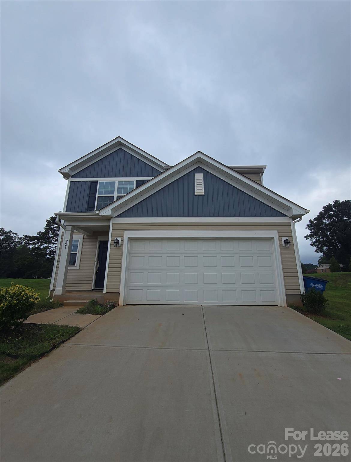 223 Brentwood DR, Statesville, NC 28625