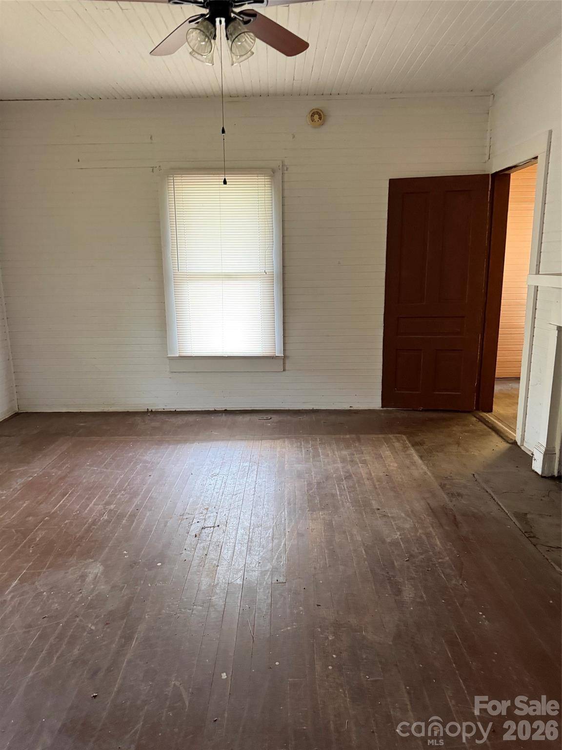9 Fowler AVE, Lexington, NC 27292