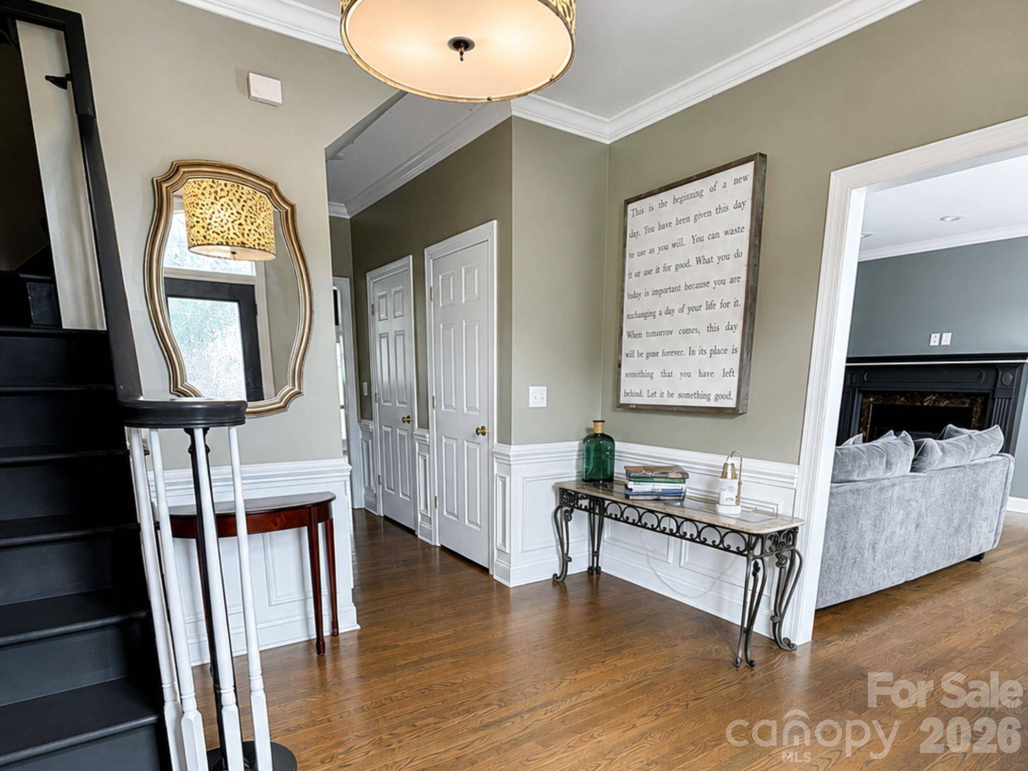4215 3rd ST NW, Hickory, NC 28601