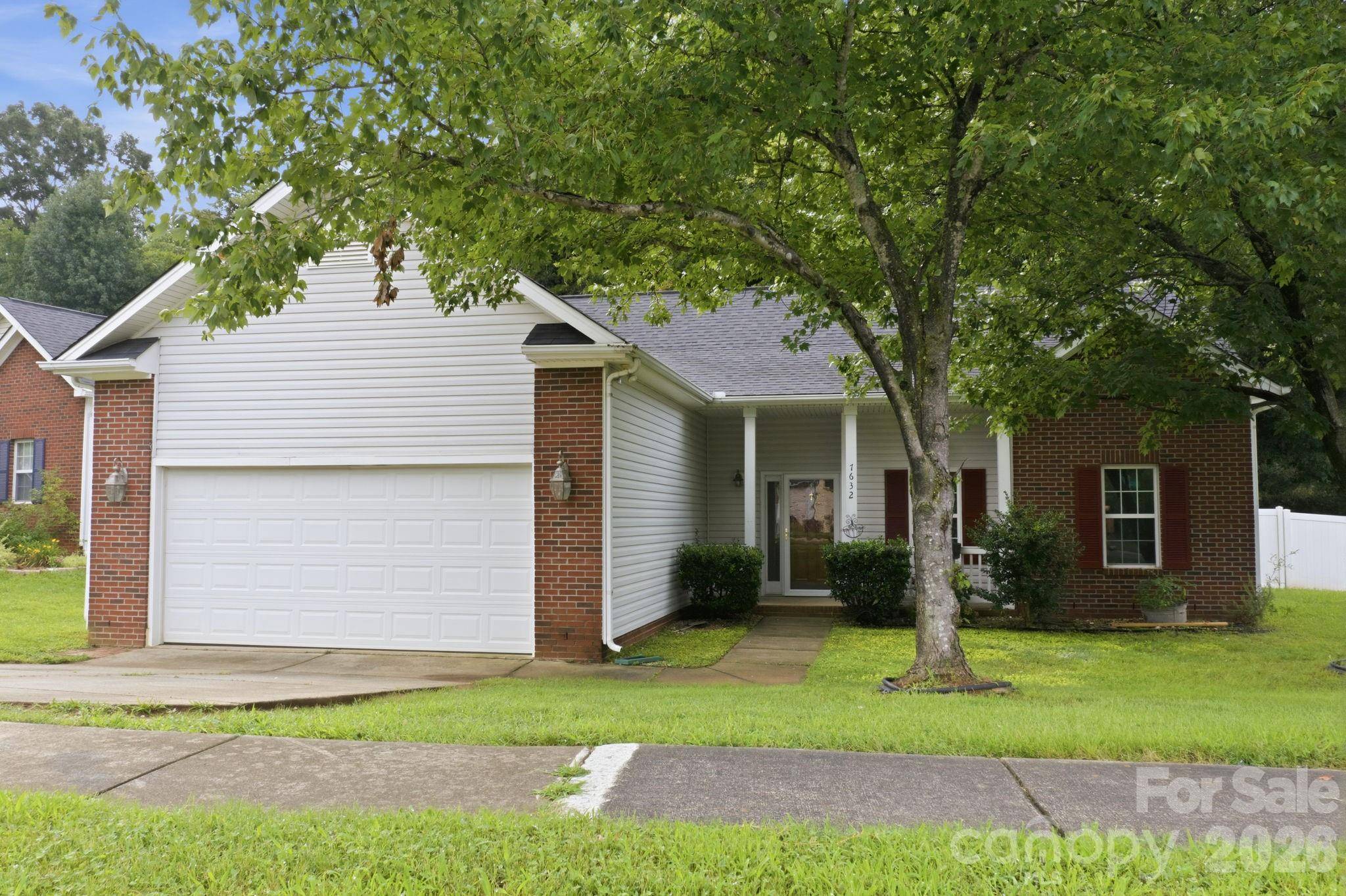 7632 Free Bird AVE, Charlotte, NC 28216