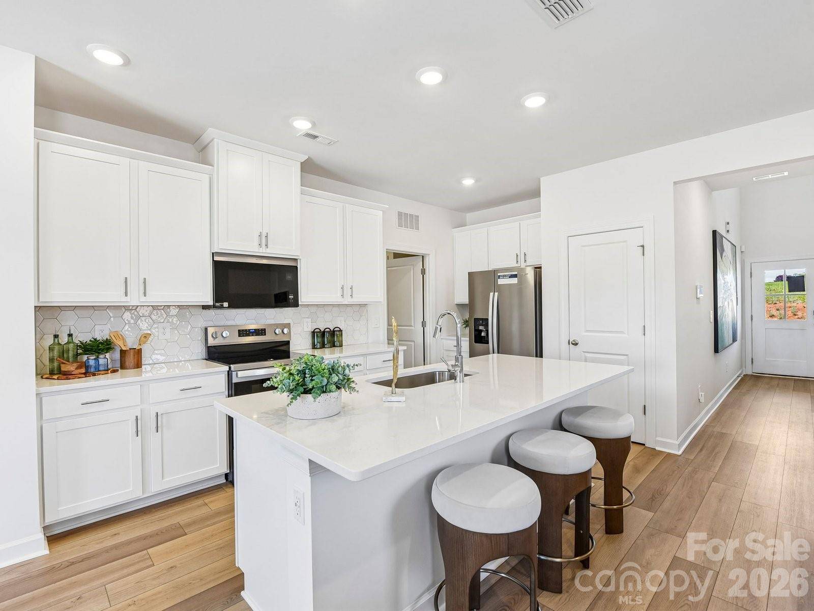 3050 14th AVE NE, Conover, NC 28613