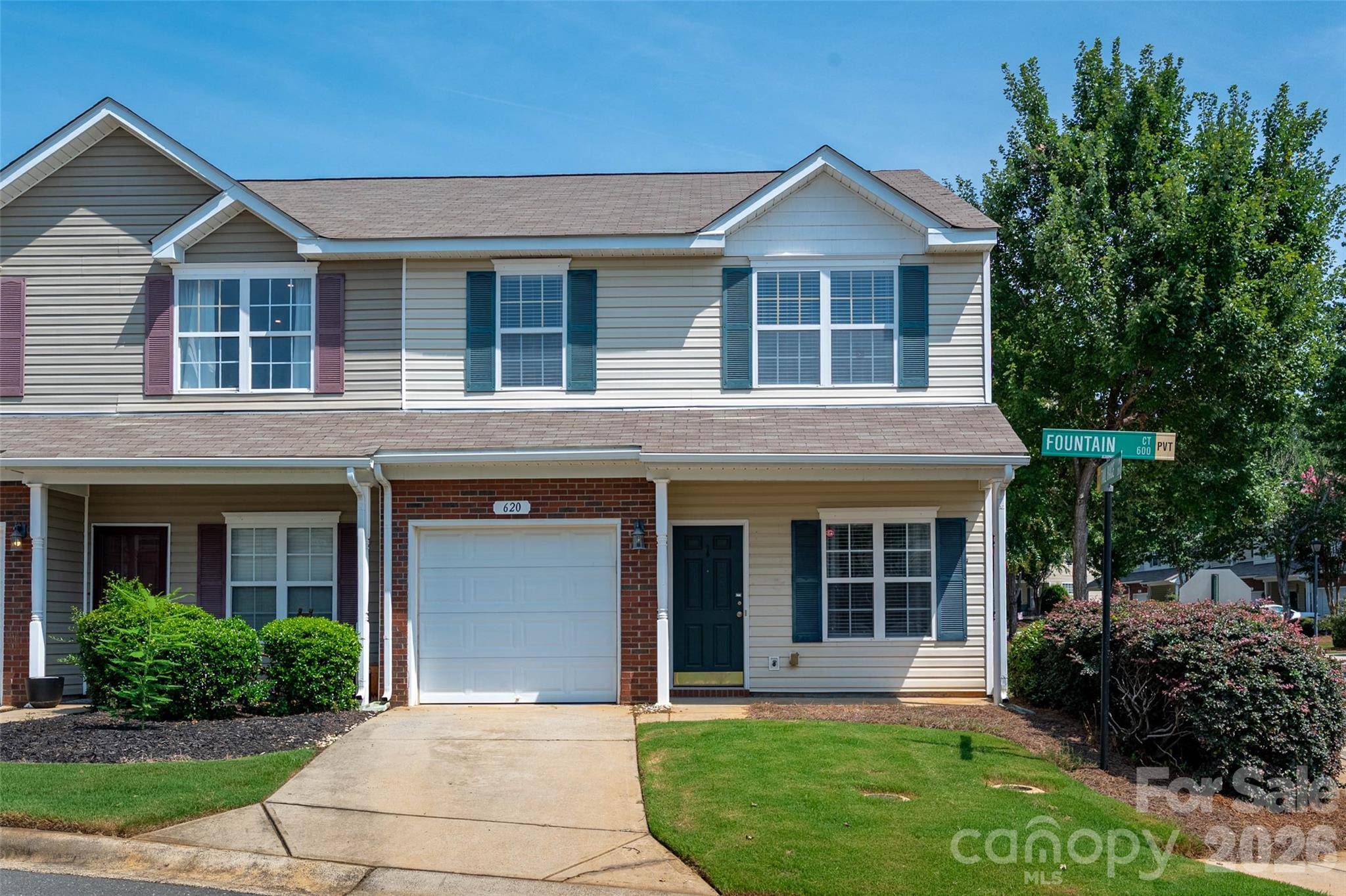 620 Fountain CT, Fort Mill, SC 29715