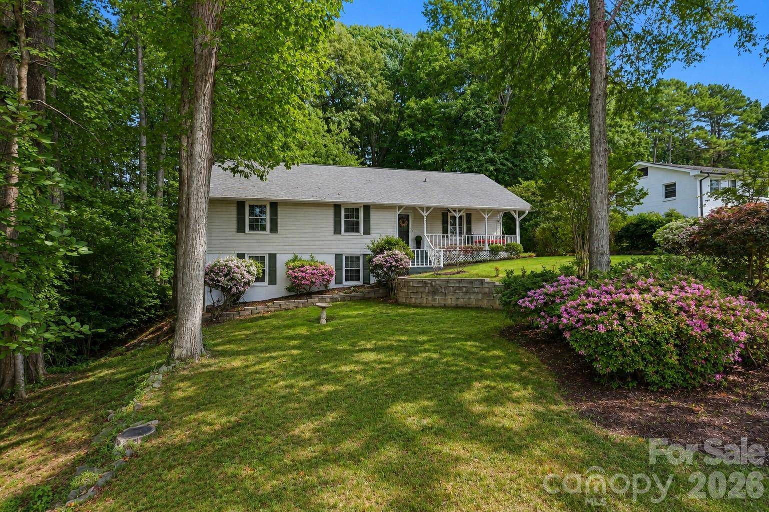 4242 Garvin DR, Charlotte, NC 28269