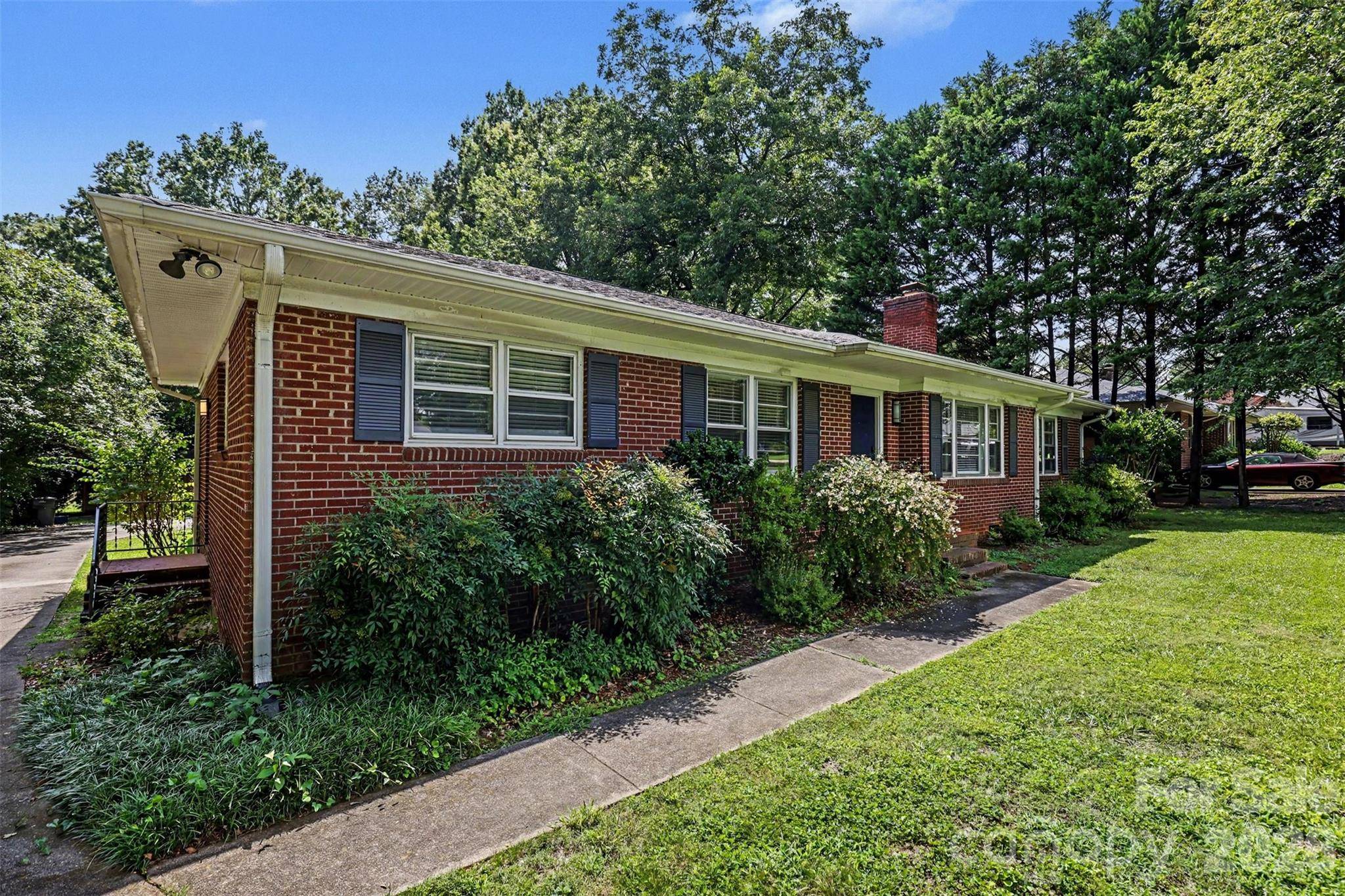 1819 Lumpkin CIR, Rock Hill, SC 29732