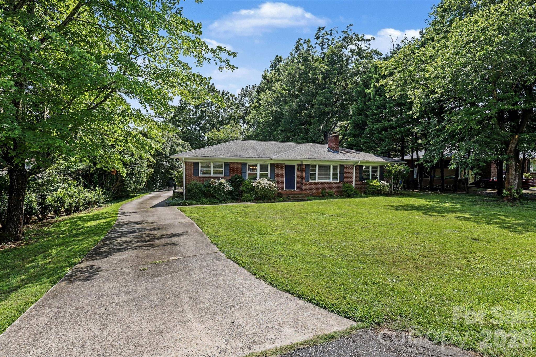 1819 Lumpkin CIR, Rock Hill, SC 29732