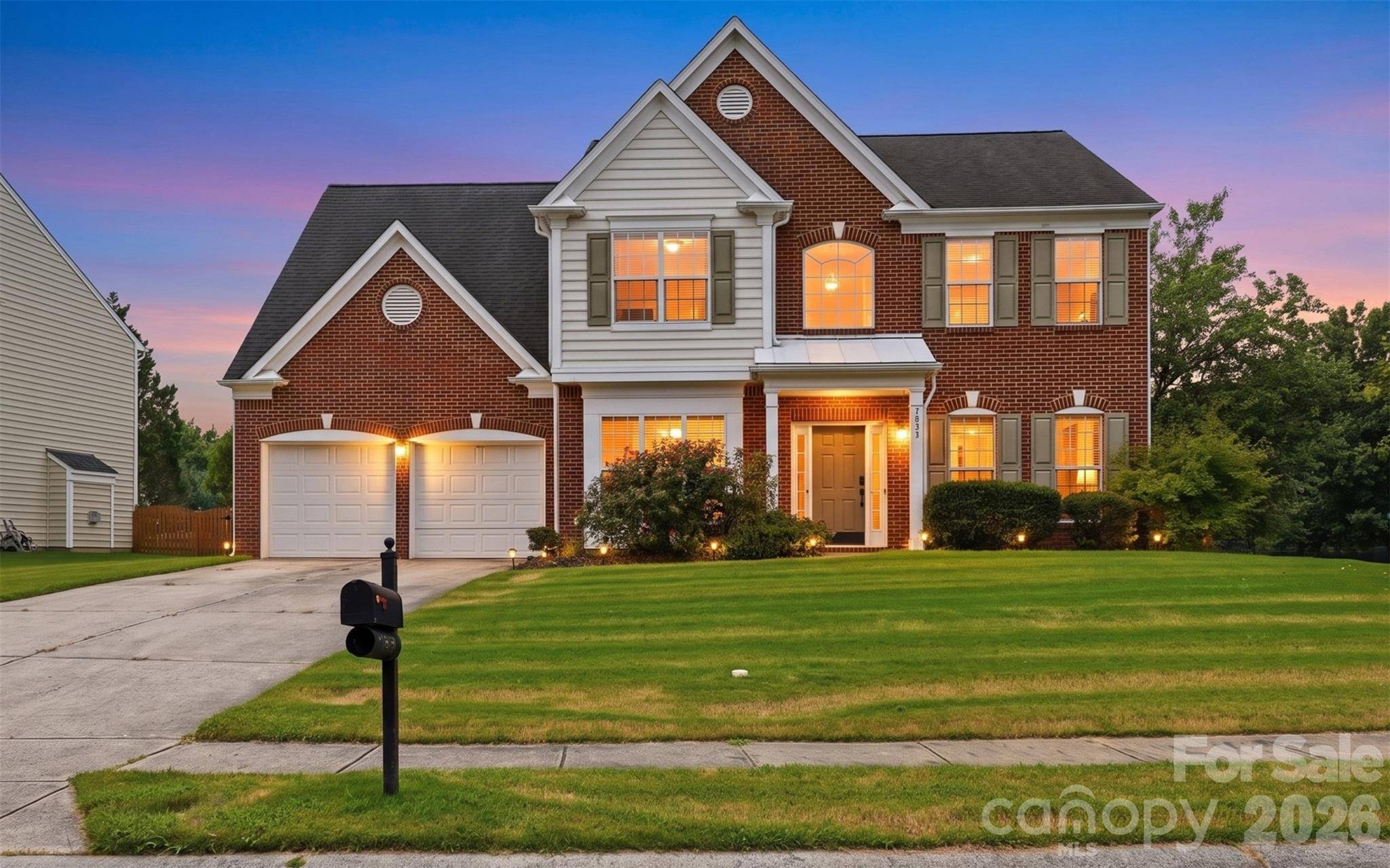 7633 Rathburn LN, Charlotte, NC 28277