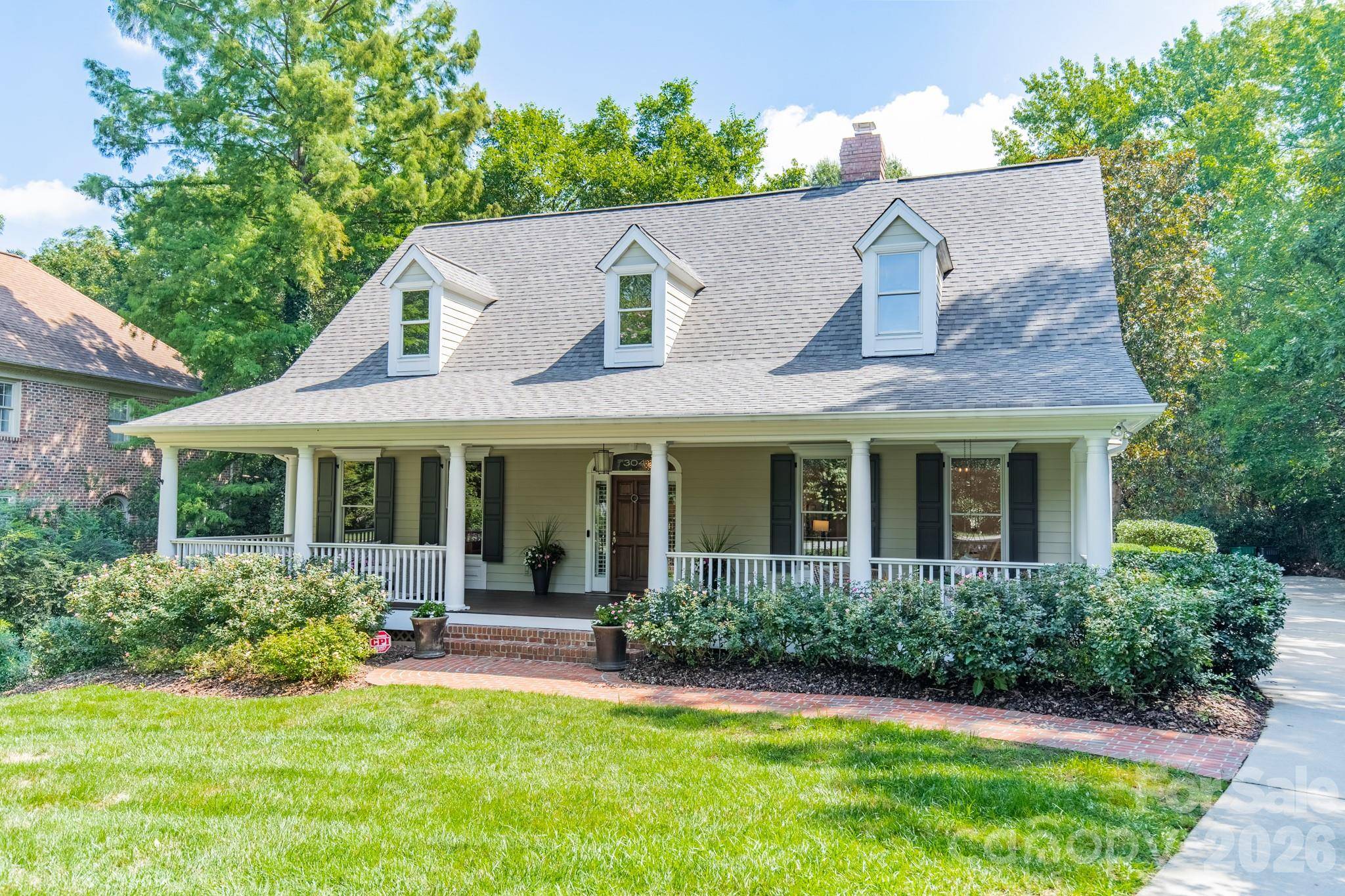 304 S Canterbury RD, Charlotte, NC 28211