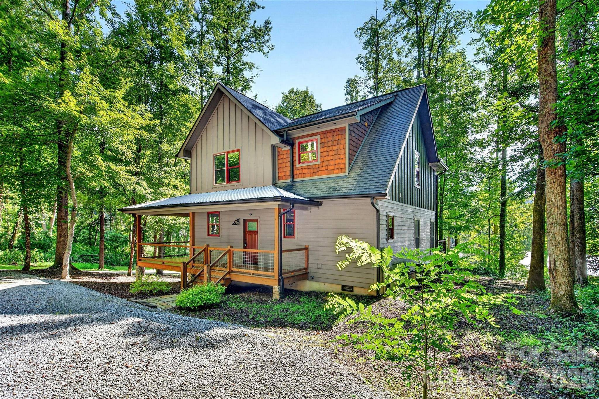 43 Clinchfield Gap RD, Marion, NC 28752